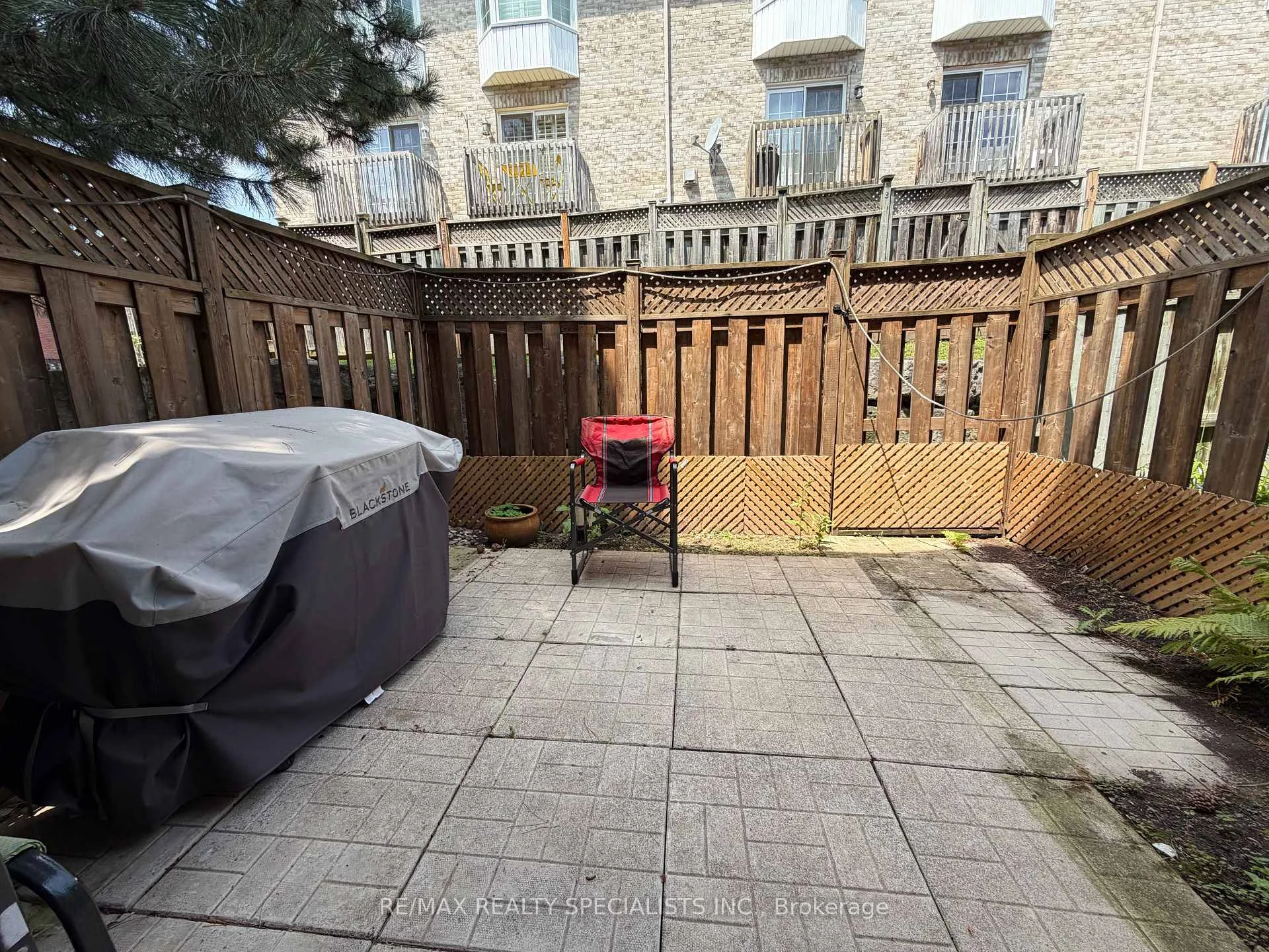 Photo 37 of Unit 36, 3480 Upper Middle Road, Burlington, Palmer — HOMEH