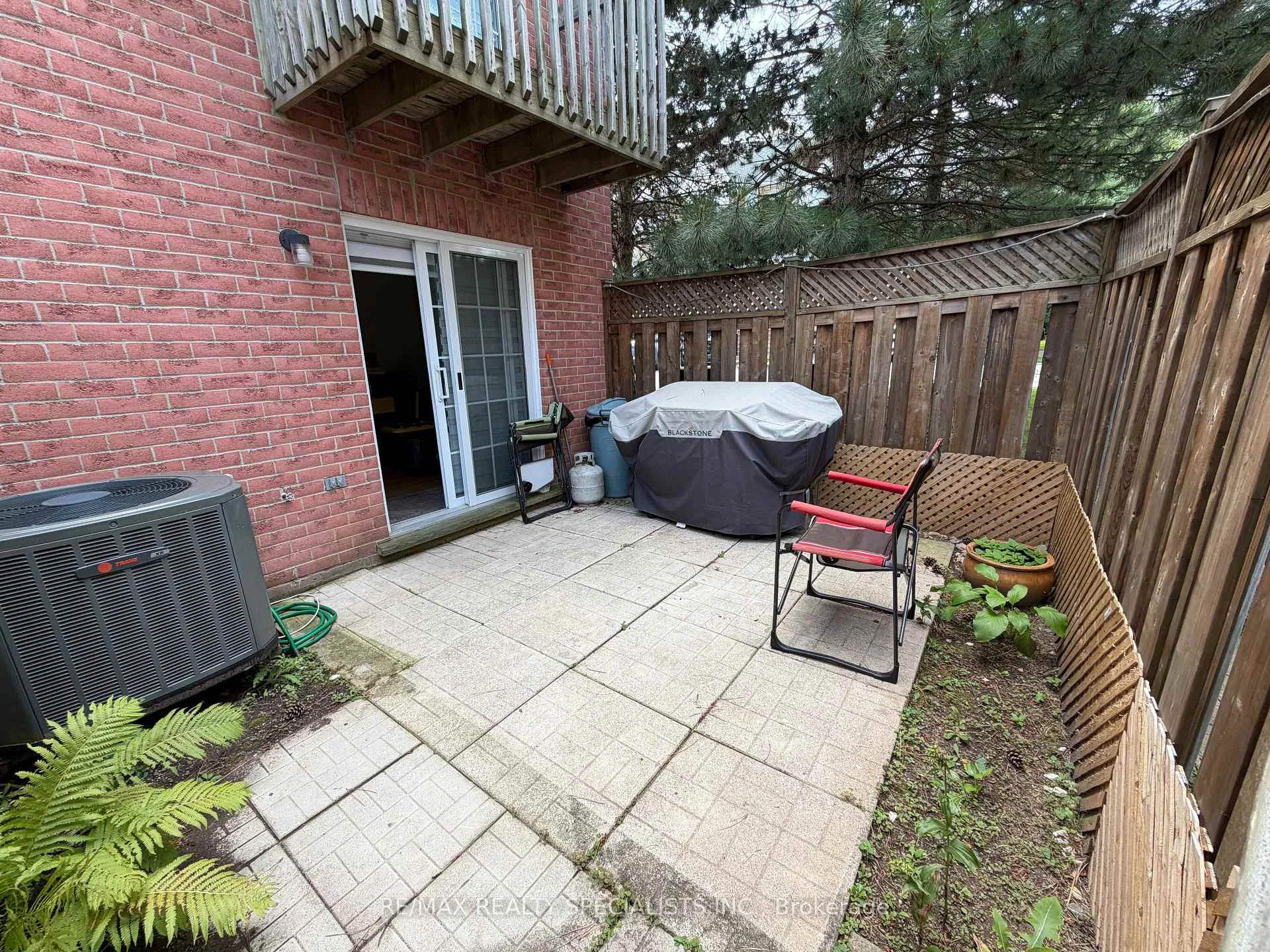 Photo 38 of Unit 36, 3480 Upper Middle Road, Burlington, Palmer — HOMEH