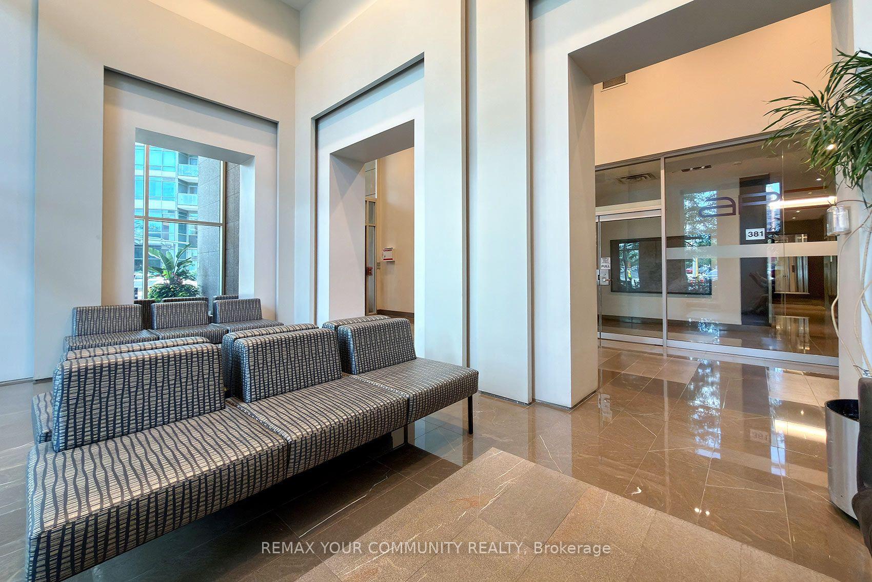Photo 4 of Unit 2103, 381 Front Street W, Toronto, Waterfront Communities — HOMEH