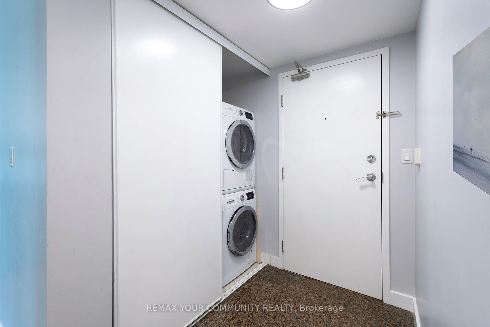 Photo 22 of Unit 2103, 381 Front Street W, Toronto, Waterfront Communities — HOMEH