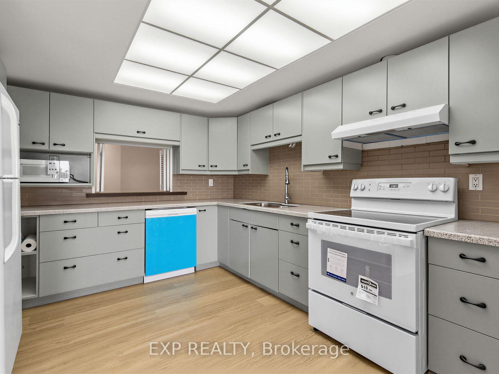 Photo 20 of Unit 1902, 131 Beecroft Road, North York, Lansing-Westgate — HOMEH