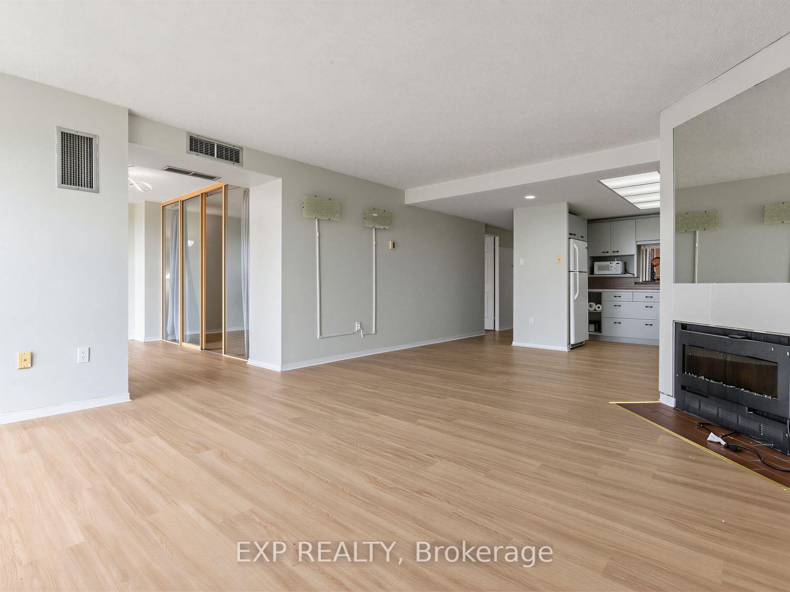 Photo 25 of Unit 1902, 131 Beecroft Road, North York, Lansing-Westgate — HOMEH