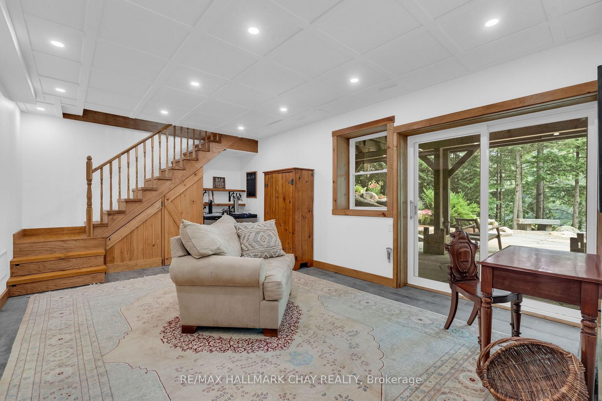 Photo 20 of 1315 Wolf Circle, Algonquin Highlands, Sherborne — HOMEH