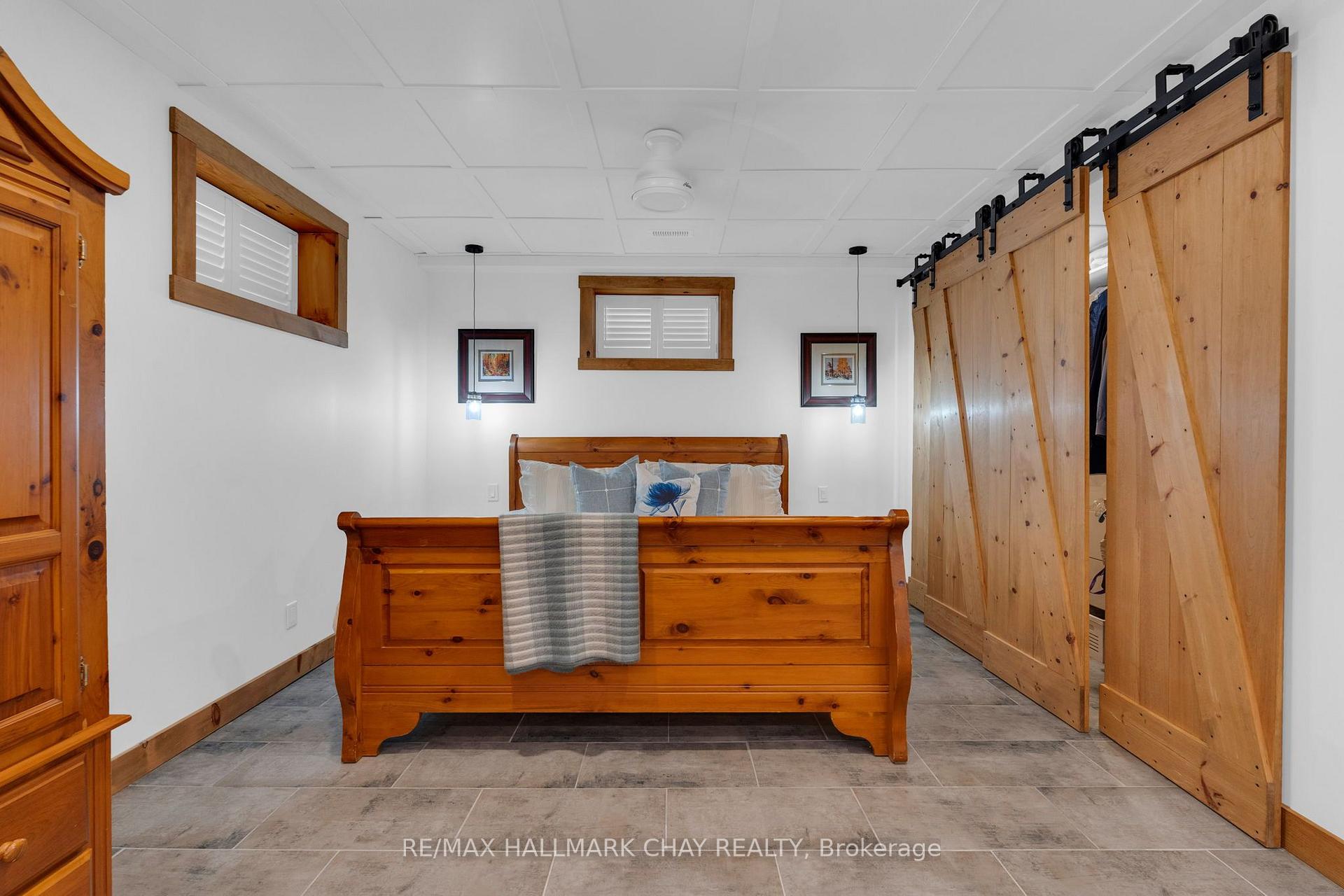 Photo 24 of 1315 Wolf Circle, Algonquin Highlands, Sherborne — HOMEH