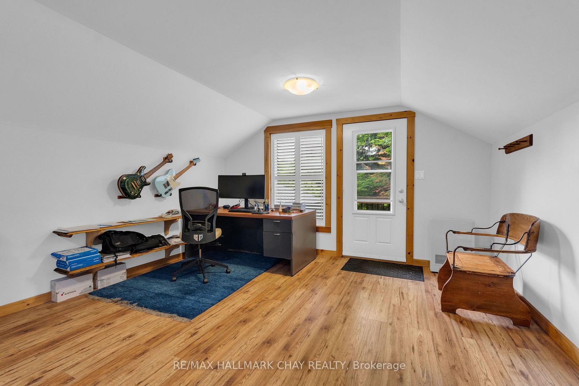 Photo 30 of 1315 Wolf Circle, Algonquin Highlands, Sherborne — HOMEH