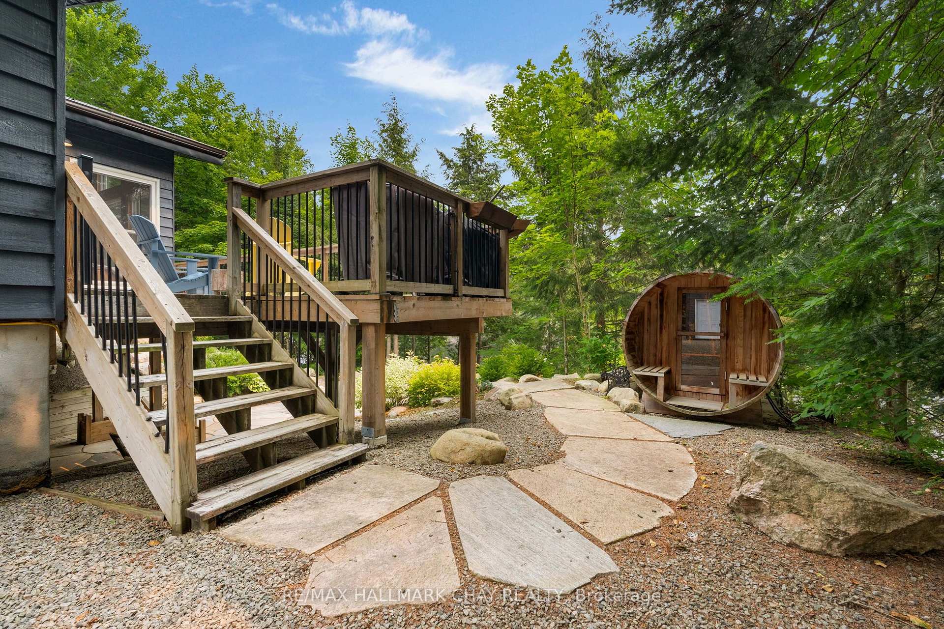 Photo 34 of 1315 Wolf Circle, Algonquin Highlands, Sherborne — HOMEH