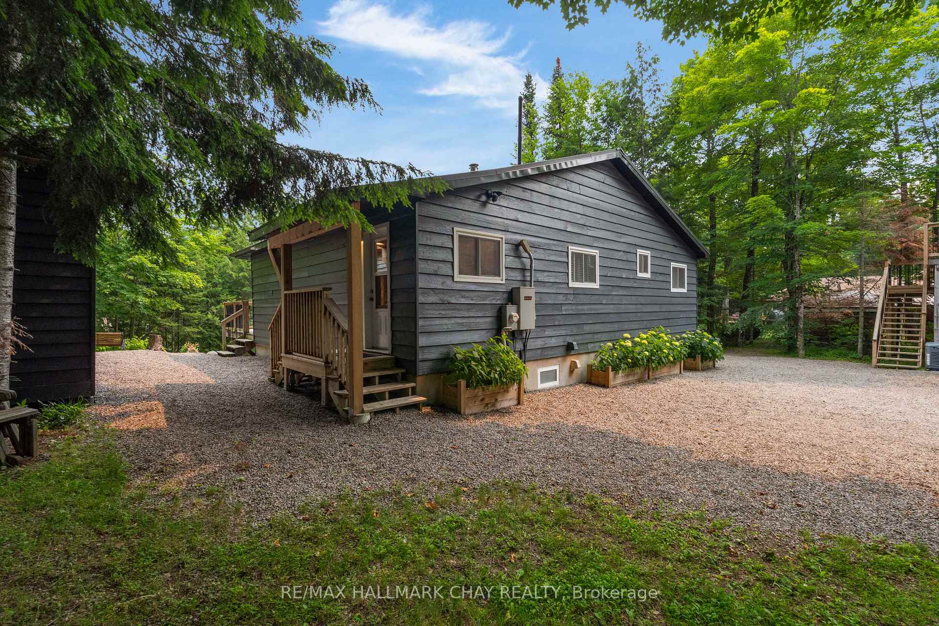 Photo 42 of 1315 Wolf Circle, Algonquin Highlands, Sherborne — HOMEH