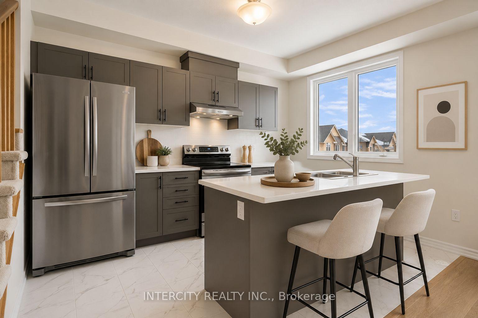 Photo 7 of 19 Senay Circle, Clarington, Courtice — HOMEH