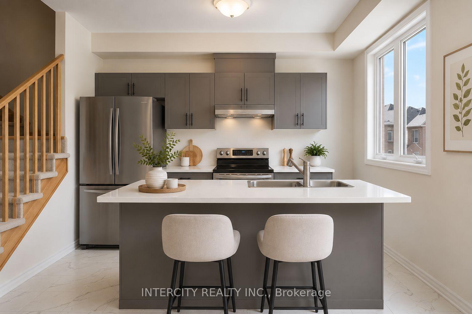 Photo 9 of 19 Senay Circle, Clarington, Courtice — HOMEH