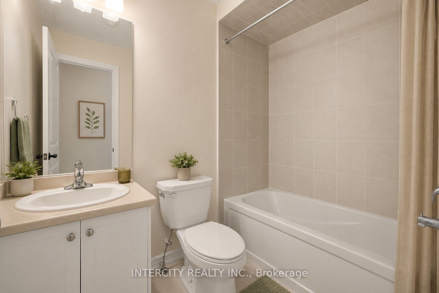 Photo 15 of 19 Senay Circle, Clarington, Courtice — HOMEH