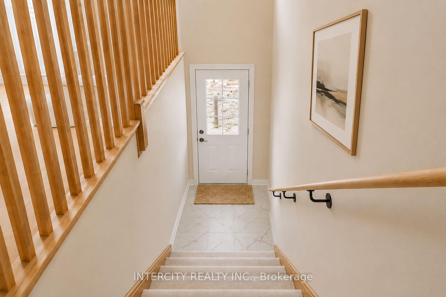 Photo 31 of 19 Senay Circle, Clarington, Courtice — HOMEH