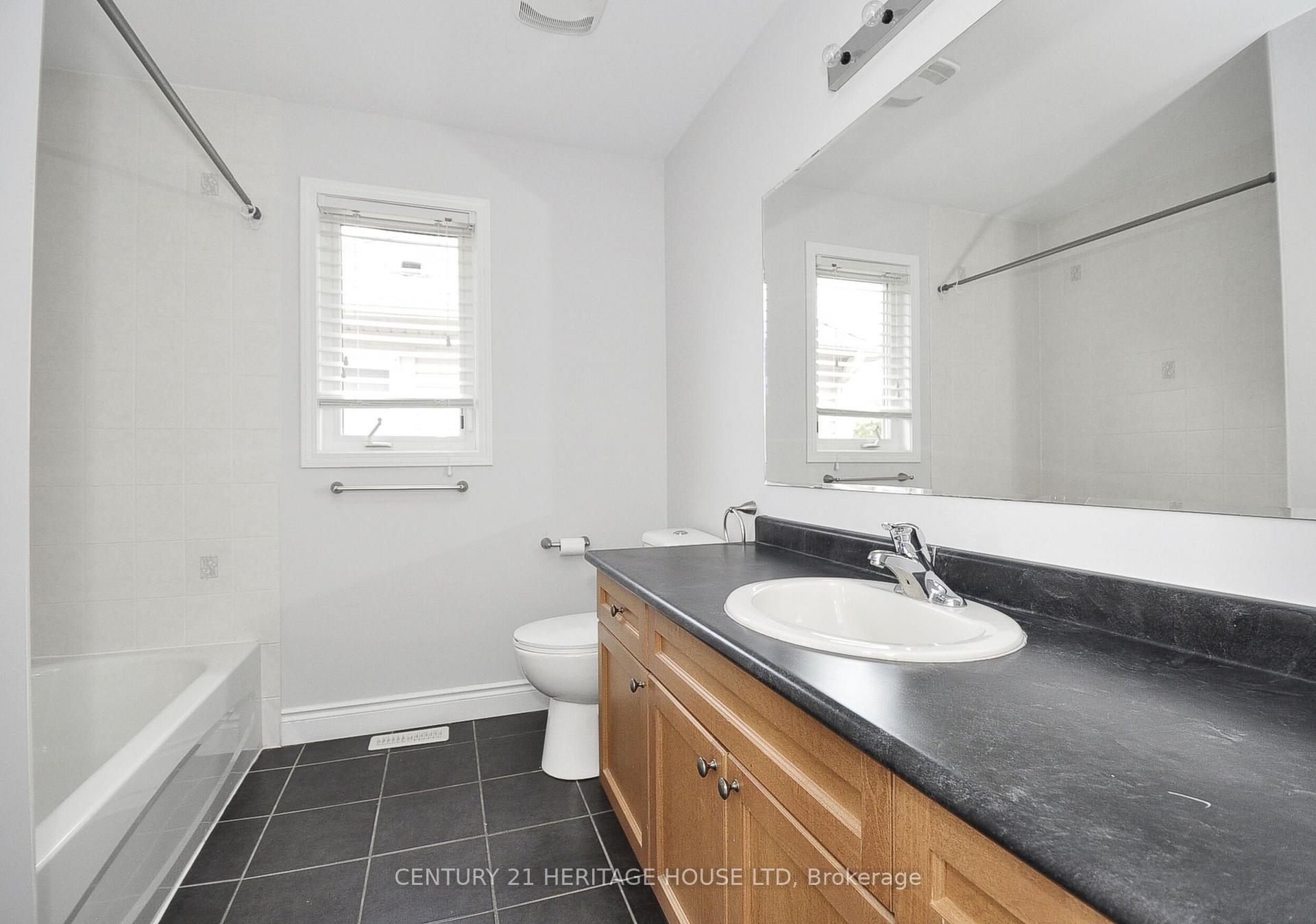 Photo 16 of 40 Beattie Crescent, Cambridge, Silver Heights — HOMEH