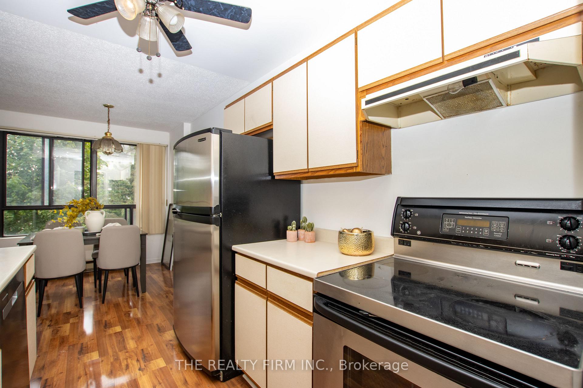 Photo 9 of Unit 403, 135 Baseline Road W, London, South D — HOMEH