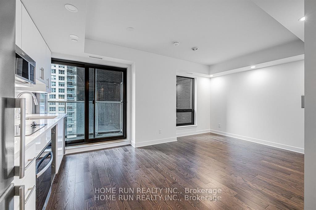 Photo 4 of Unit 611, 180 George Street, Ottawa, Lower Town/Byward Market — HOMEH