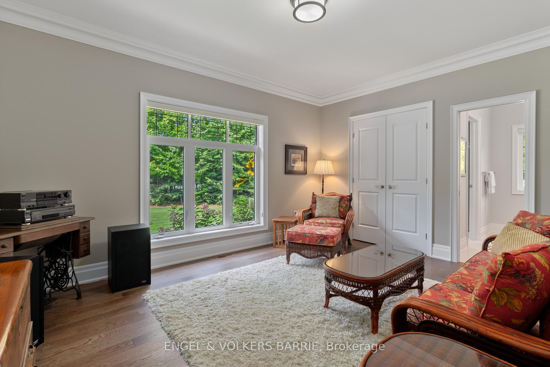 Photo 19 of 7 Gallagher Crescent, Springwater, Midhurst — HOMEH