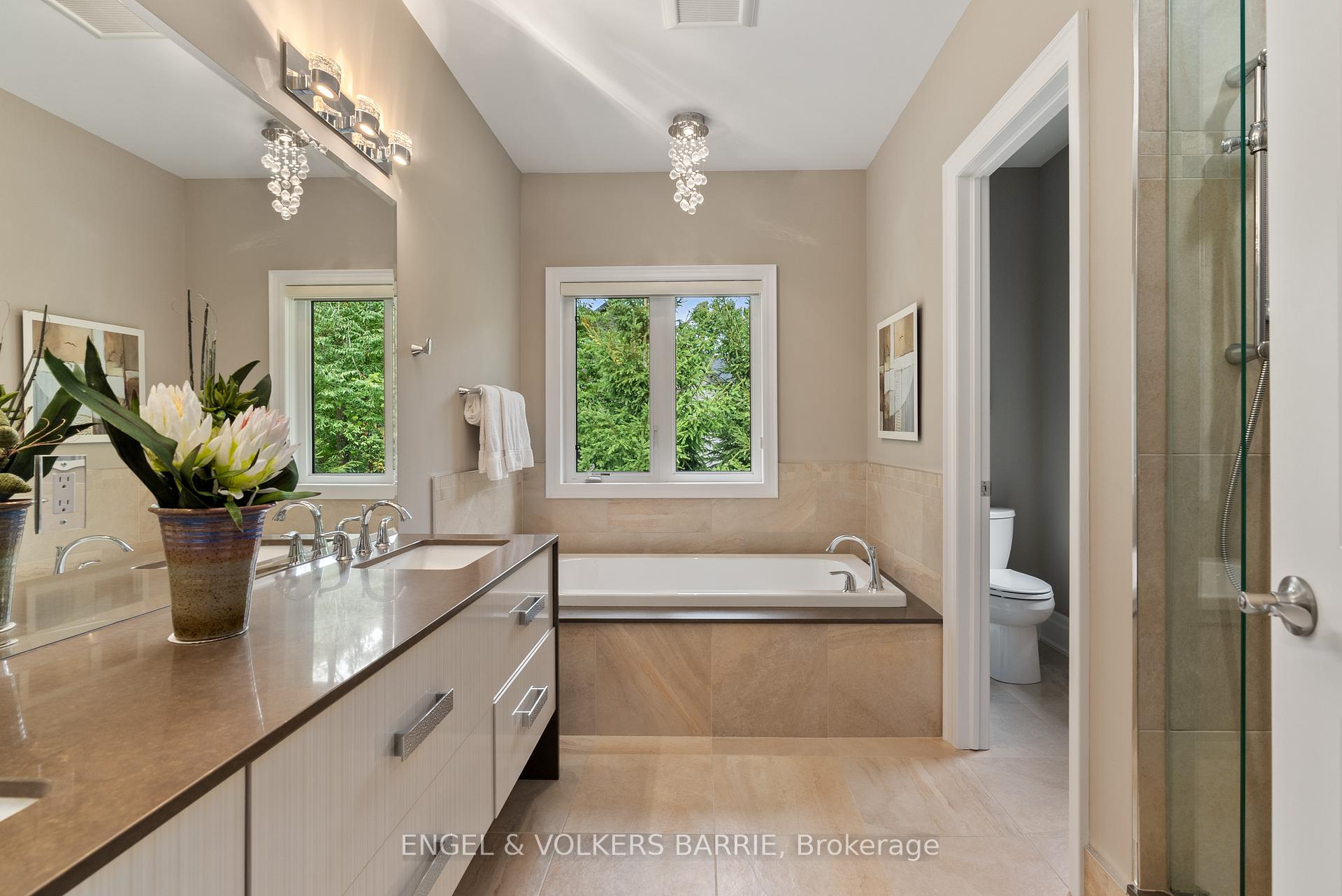 Photo 27 of 7 Gallagher Crescent, Springwater, Midhurst — HOMEH