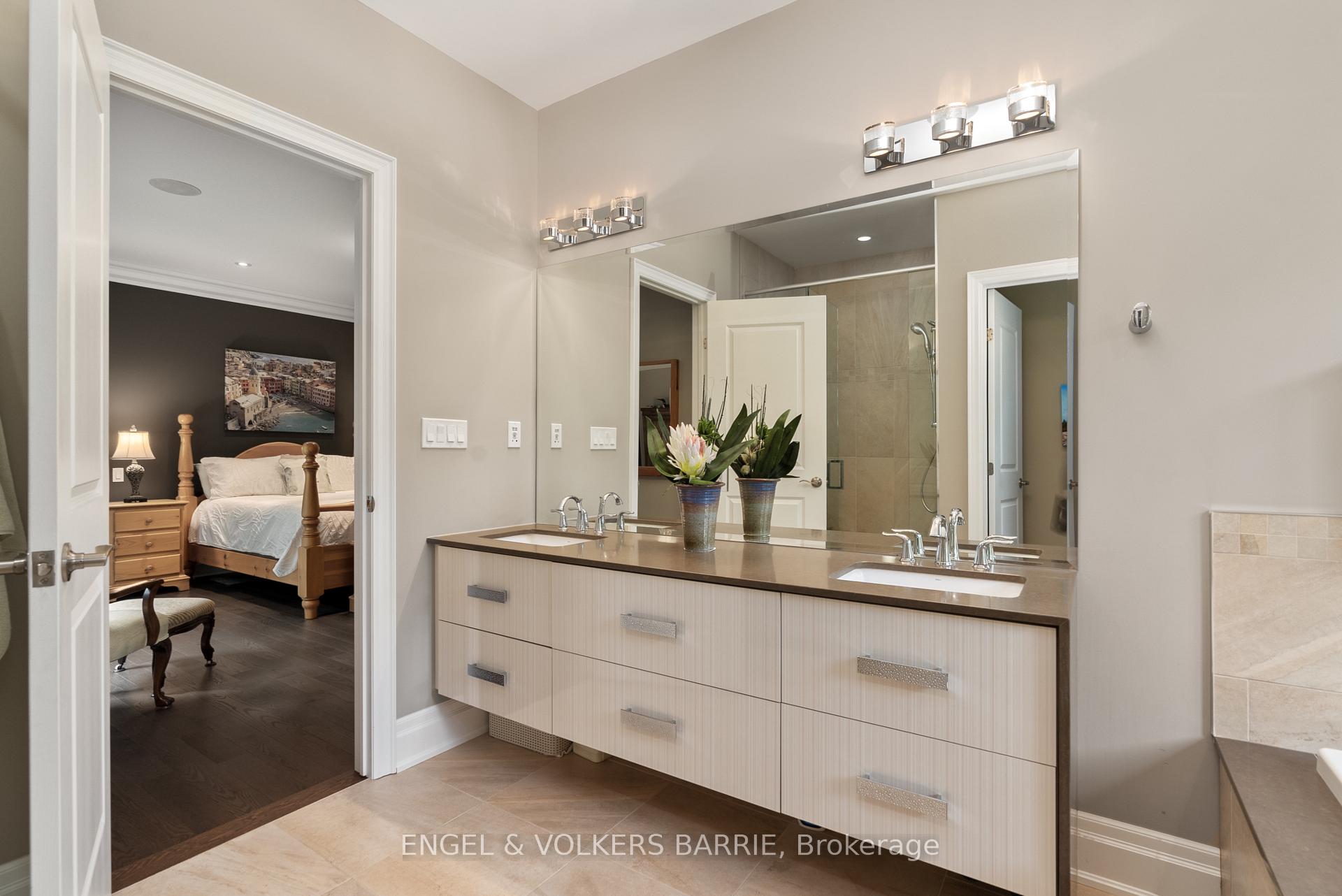 Photo 28 of 7 Gallagher Crescent, Springwater, Midhurst — HOMEH