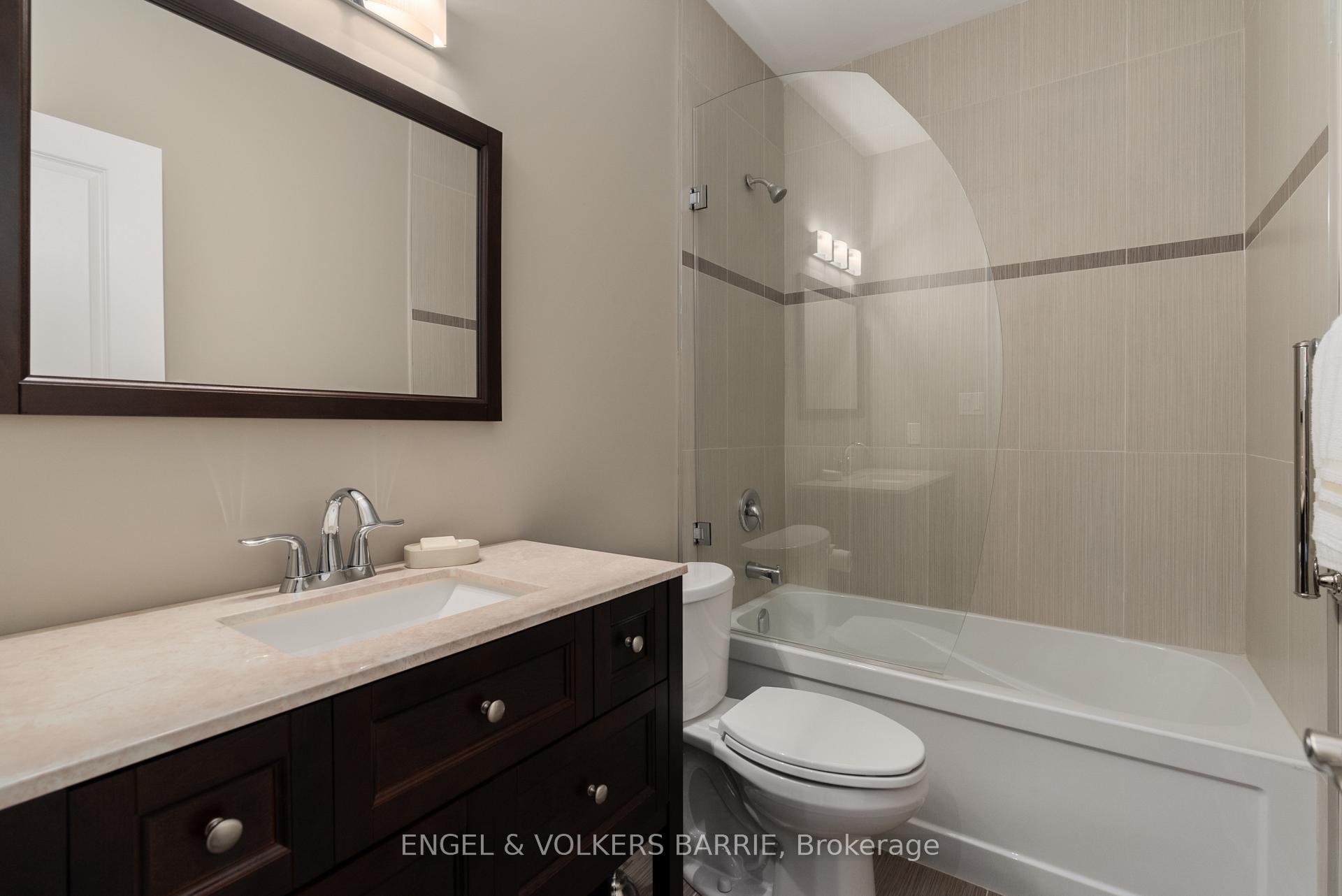 Photo 38 of 7 Gallagher Crescent, Springwater, Midhurst — HOMEH