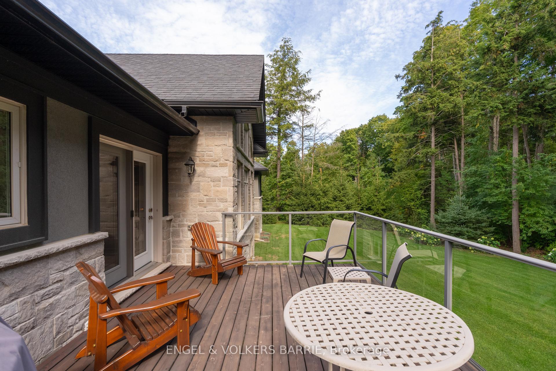 Photo 42 of 7 Gallagher Crescent, Springwater, Midhurst — HOMEH