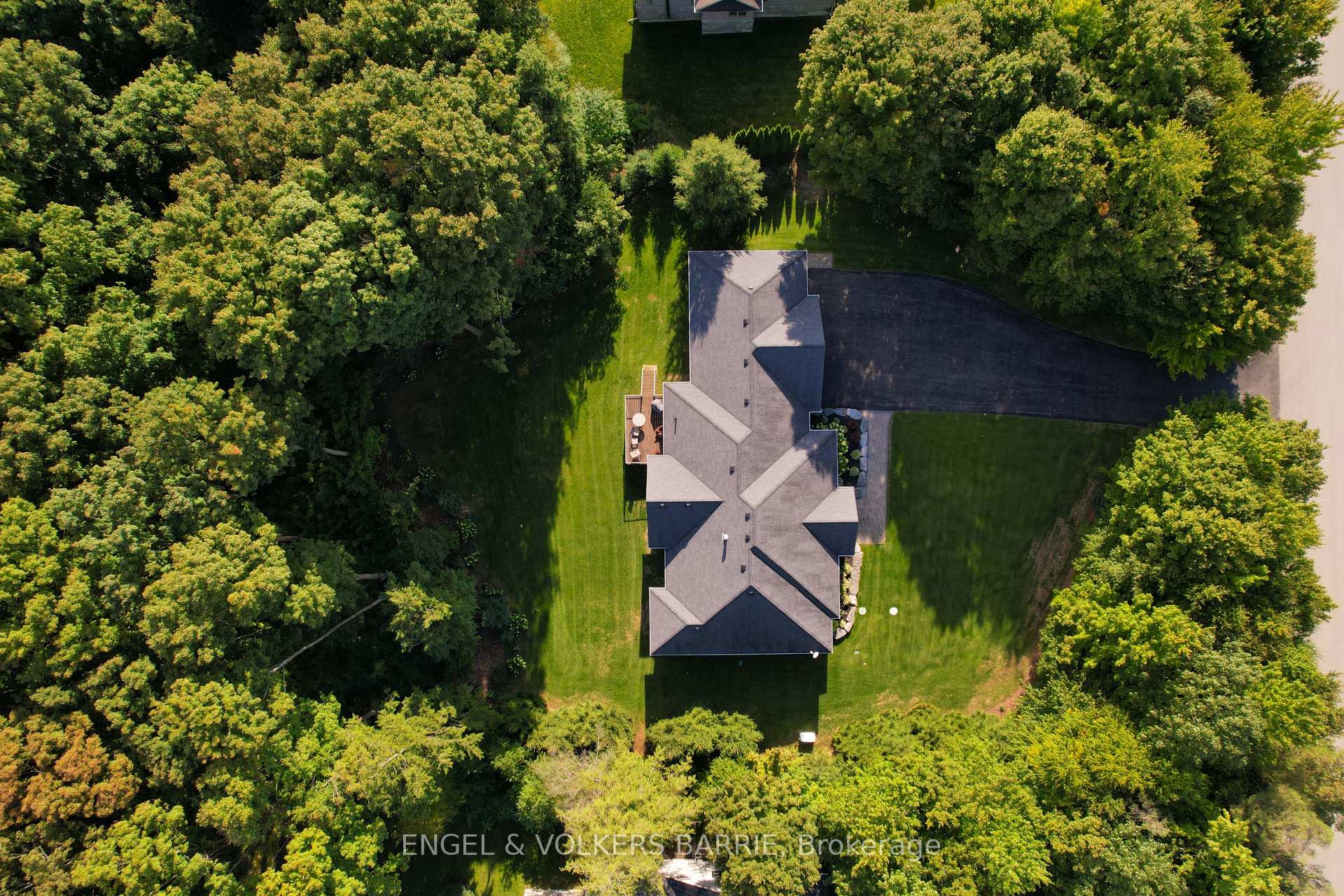 Photo 45 of 7 Gallagher Crescent, Springwater, Midhurst — HOMEH