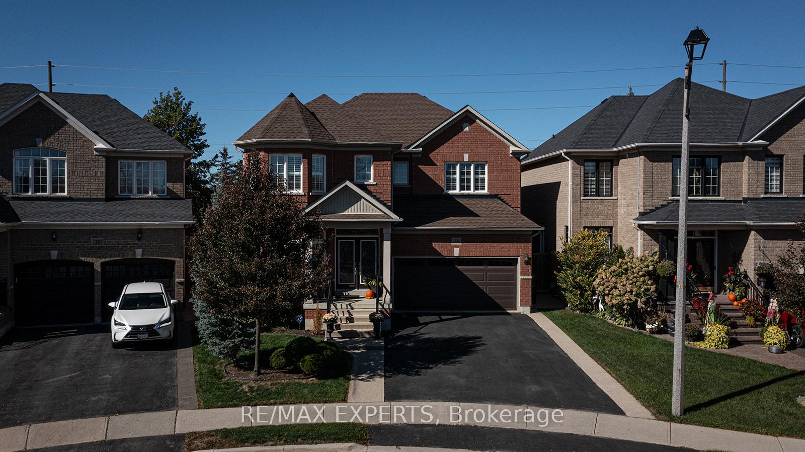 Photo 6 of 34 Laurentide Crescent, Brampton, Vales of Castlemore North — HOMEH