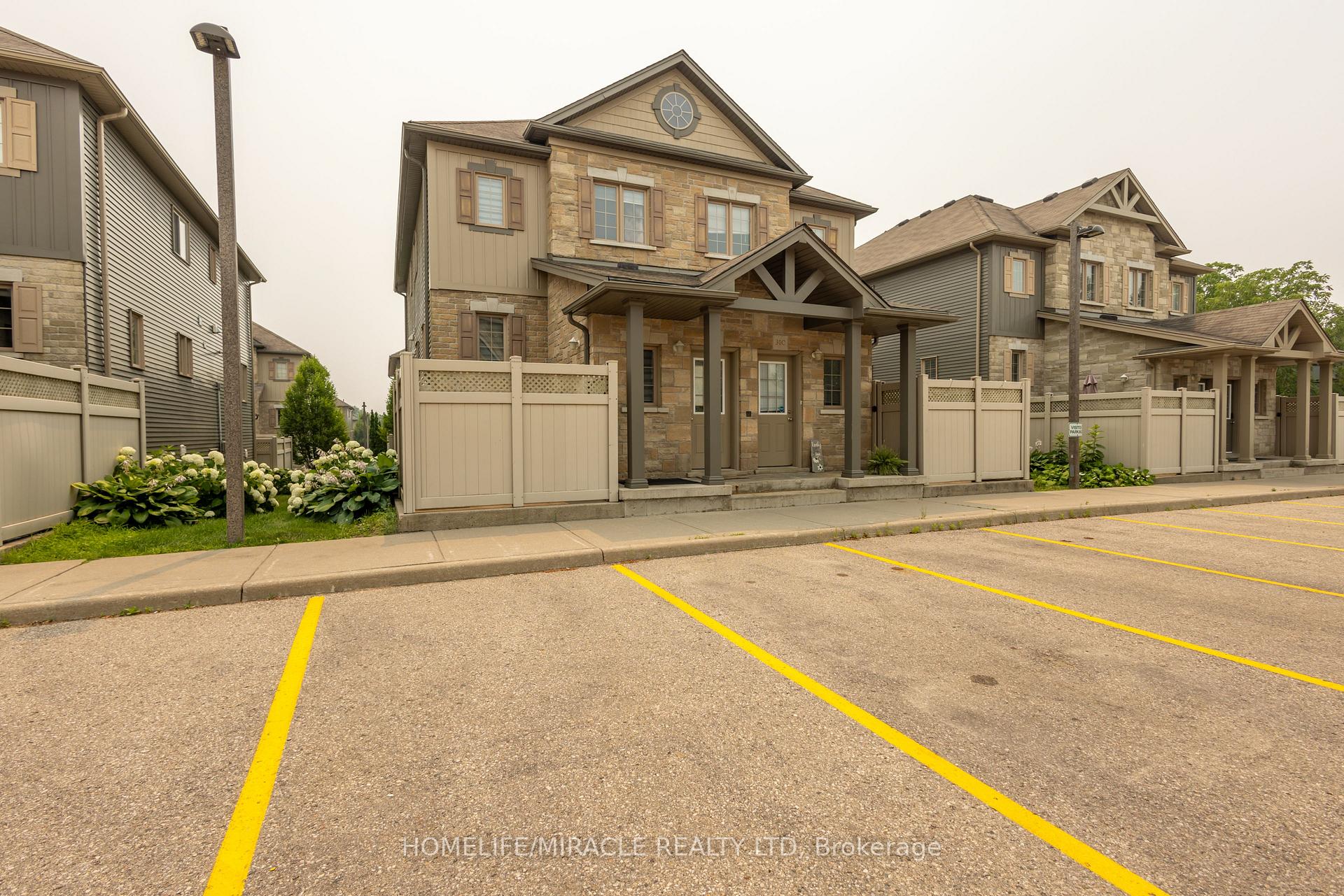 Photo 2 of Unit 30B, 931 Glasgow Street, Kitchener, Westmount - Kitchener — HOMEH