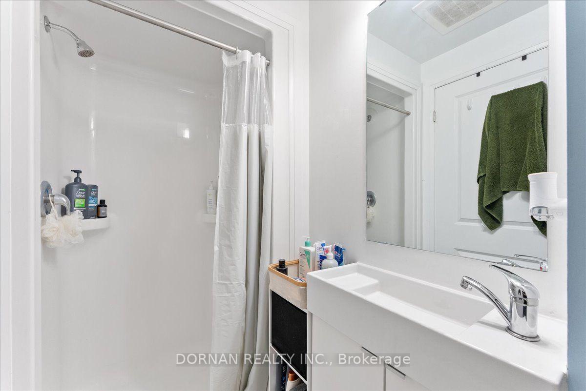 Photo 13 of Unit 829, 1900 Simcoe Street, Oshawa, Samac — HOMEH