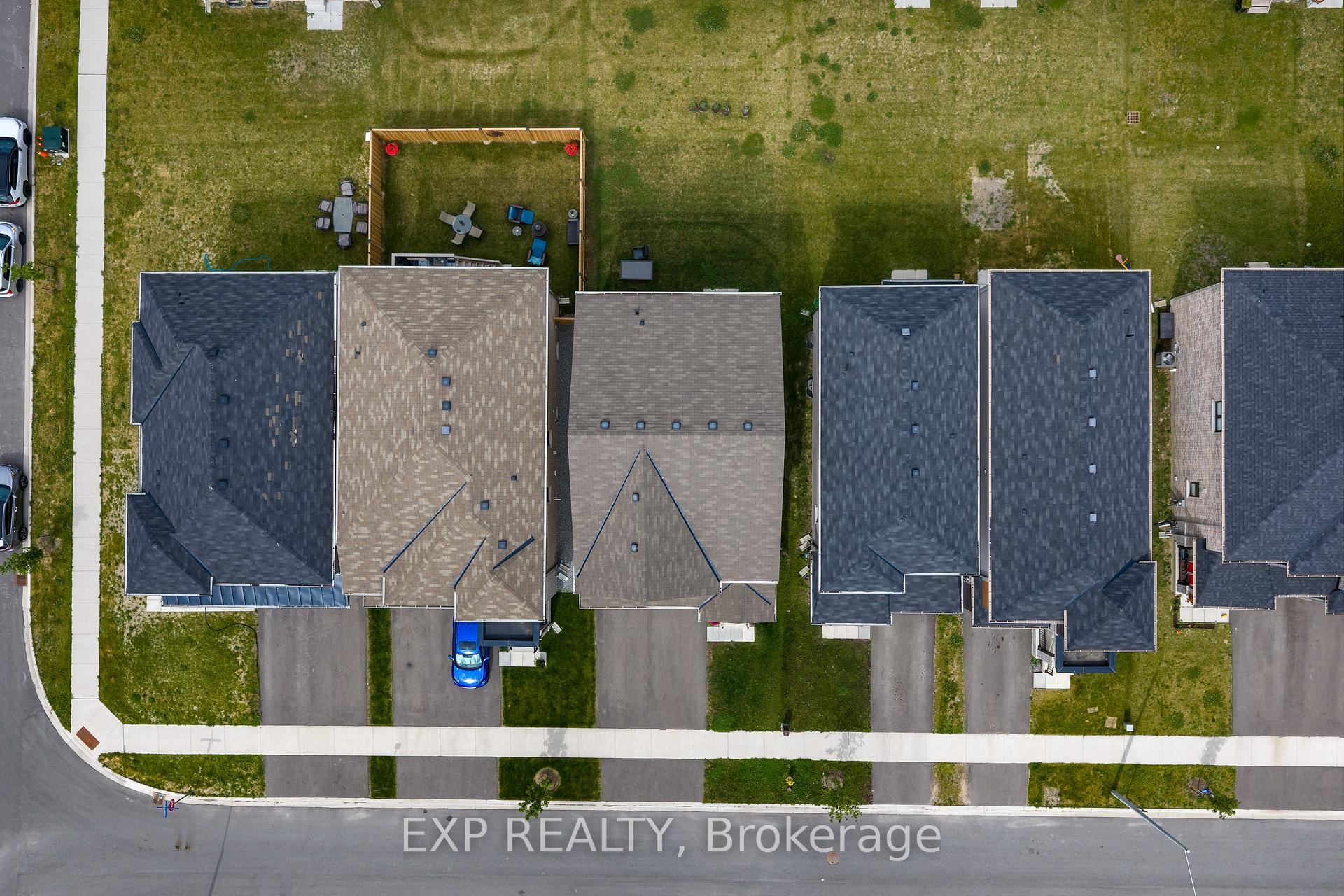Photo 2 of 65 Ever Sweet Way, Thorold, Rolling Meadows — HOMEH