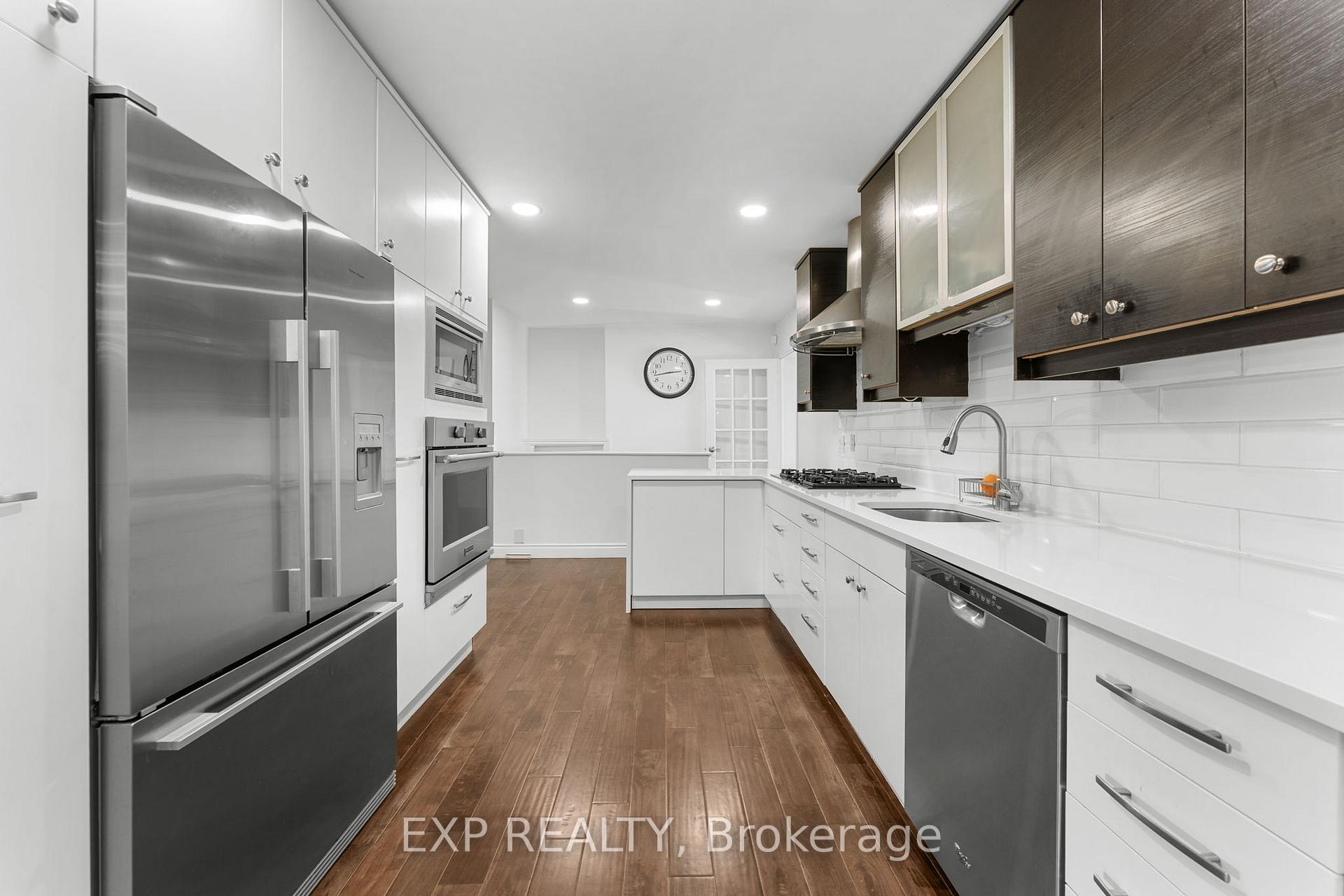 Photo 15 of 20 Malaren Road, Vaughan, Maple — HOMEH