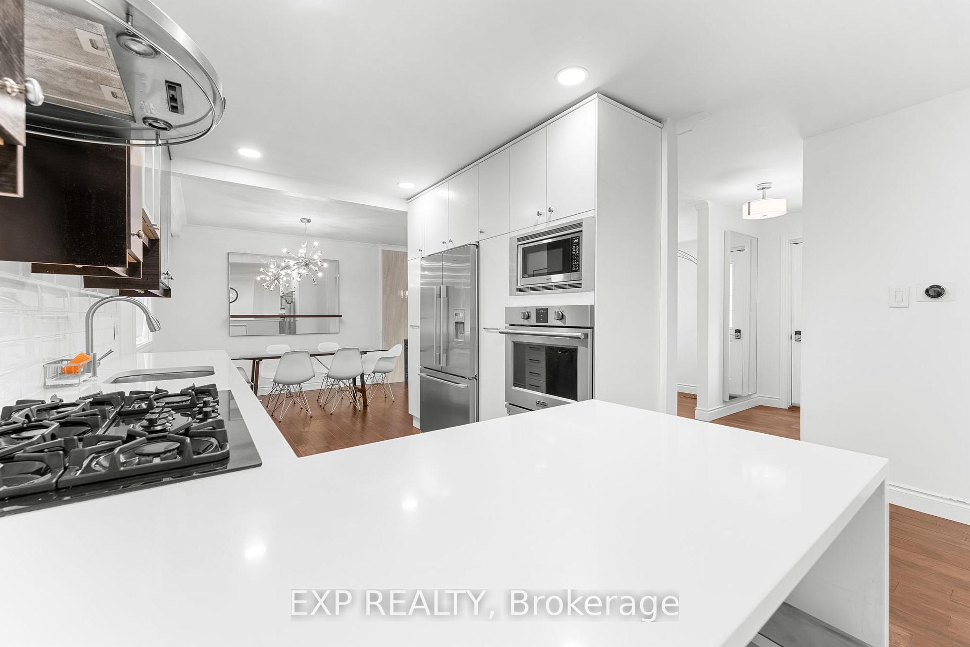 Photo 17 of 20 Malaren Road, Vaughan, Maple — HOMEH