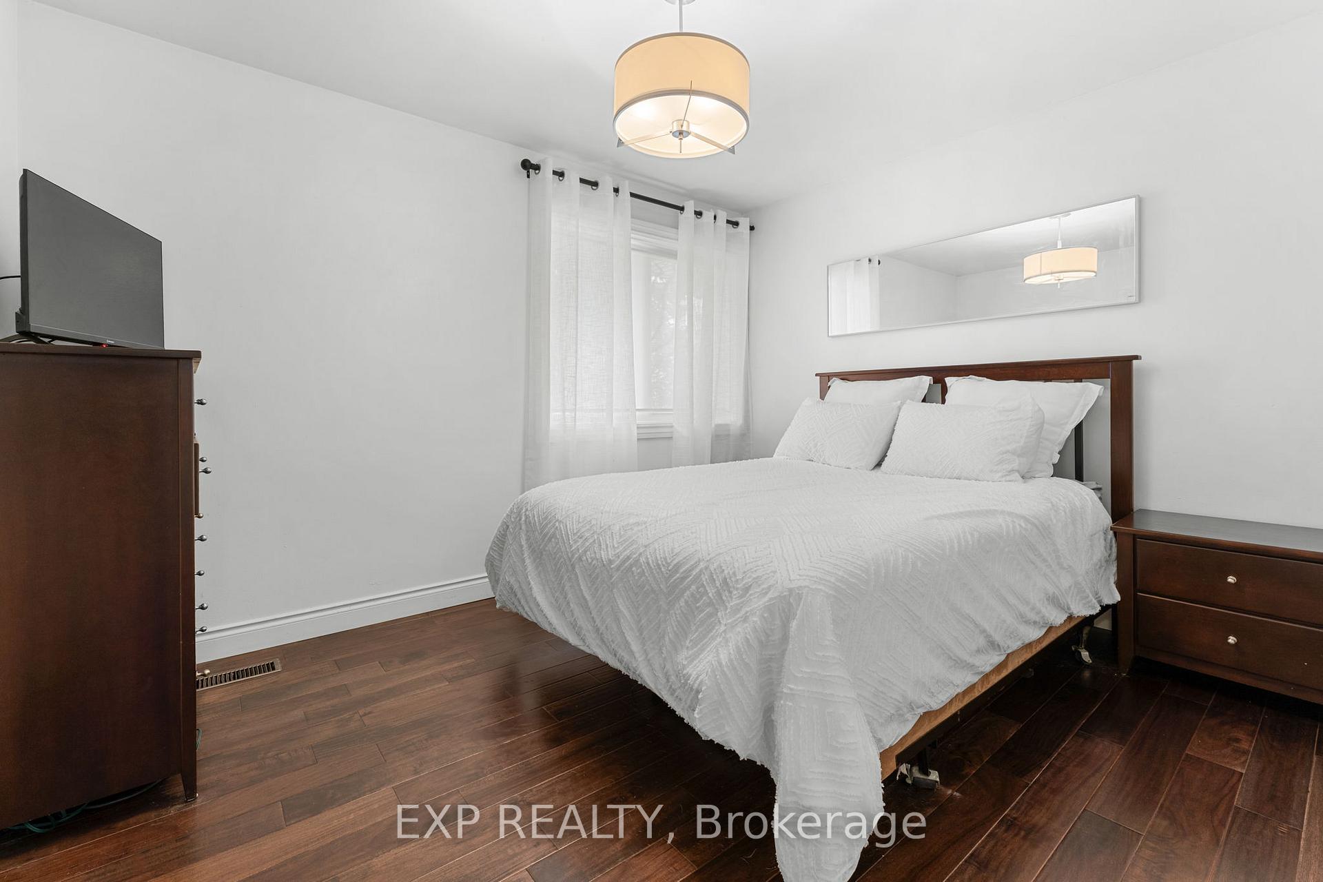 Photo 23 of 20 Malaren Road, Vaughan, Maple — HOMEH