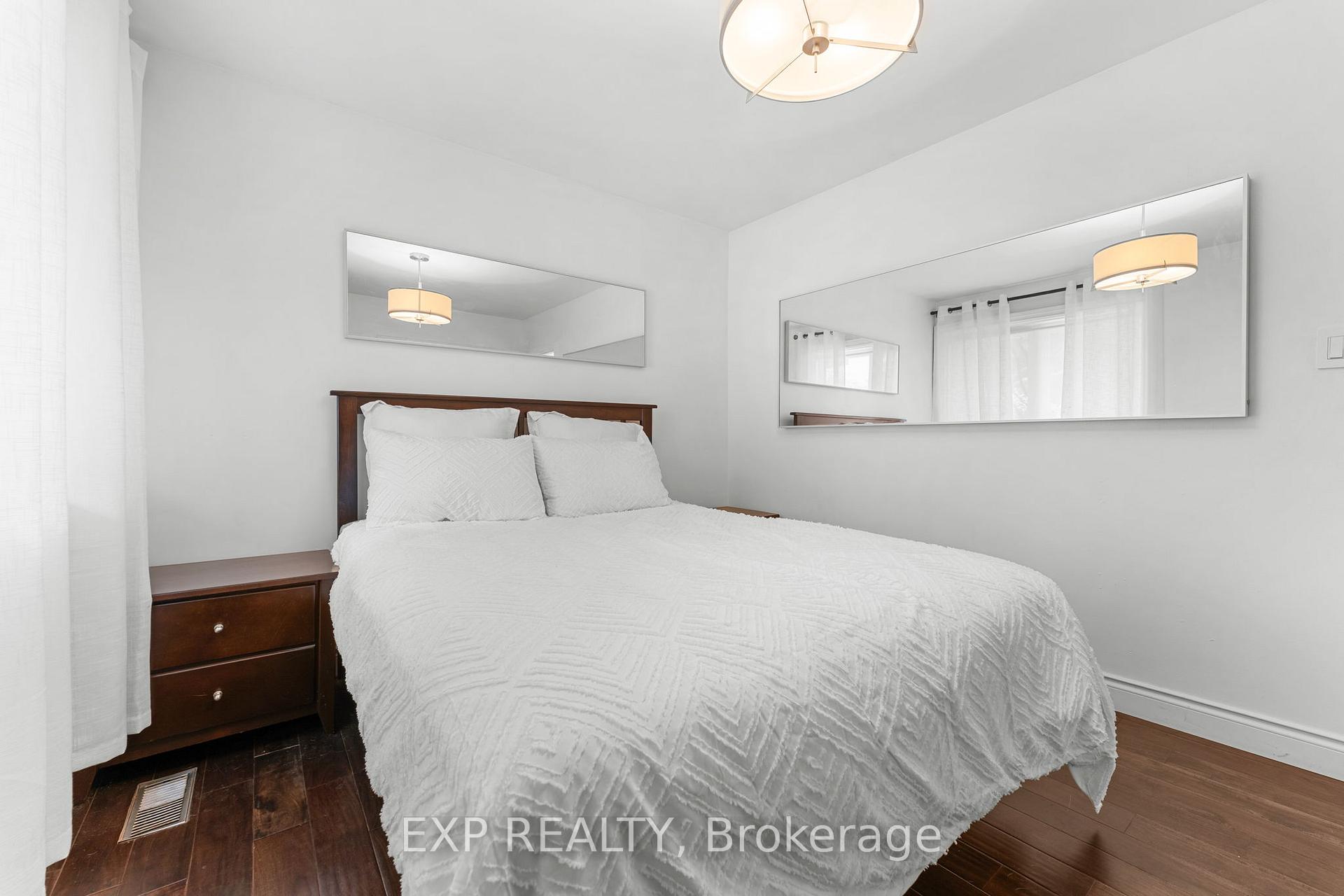Photo 24 of 20 Malaren Road, Vaughan, Maple — HOMEH