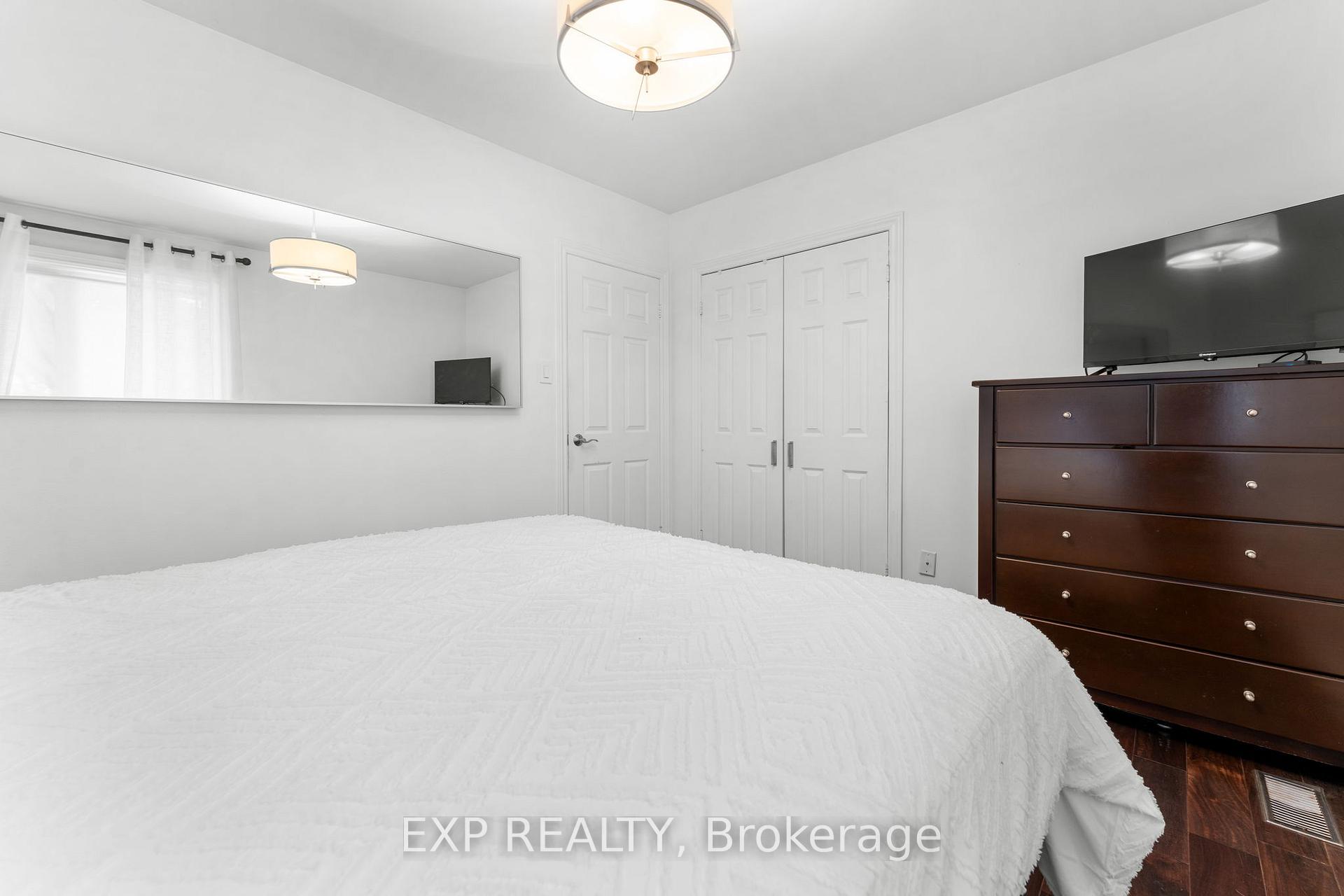 Photo 25 of 20 Malaren Road, Vaughan, Maple — HOMEH