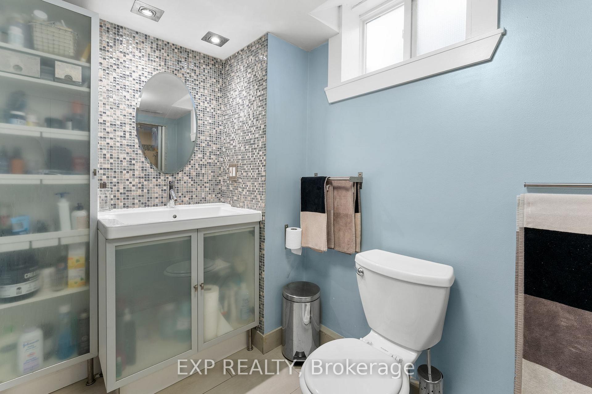 Photo 35 of 20 Malaren Road, Vaughan, Maple — HOMEH