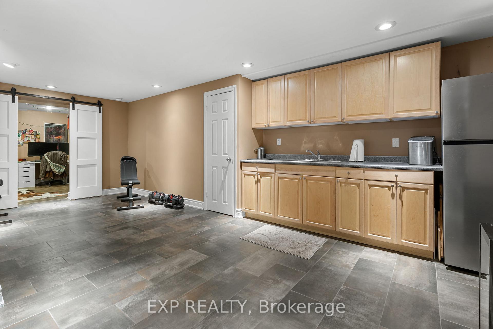 Photo 37 of 20 Malaren Road, Vaughan, Maple — HOMEH