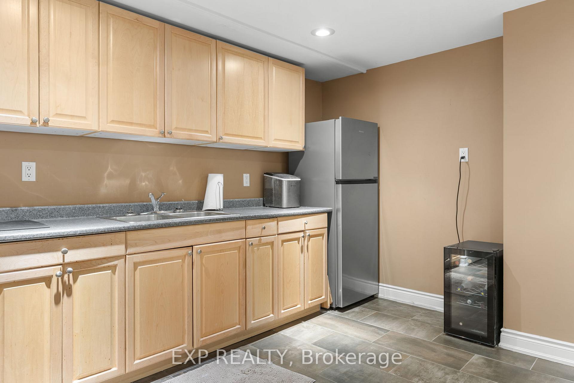 Photo 39 of 20 Malaren Road, Vaughan, Maple — HOMEH