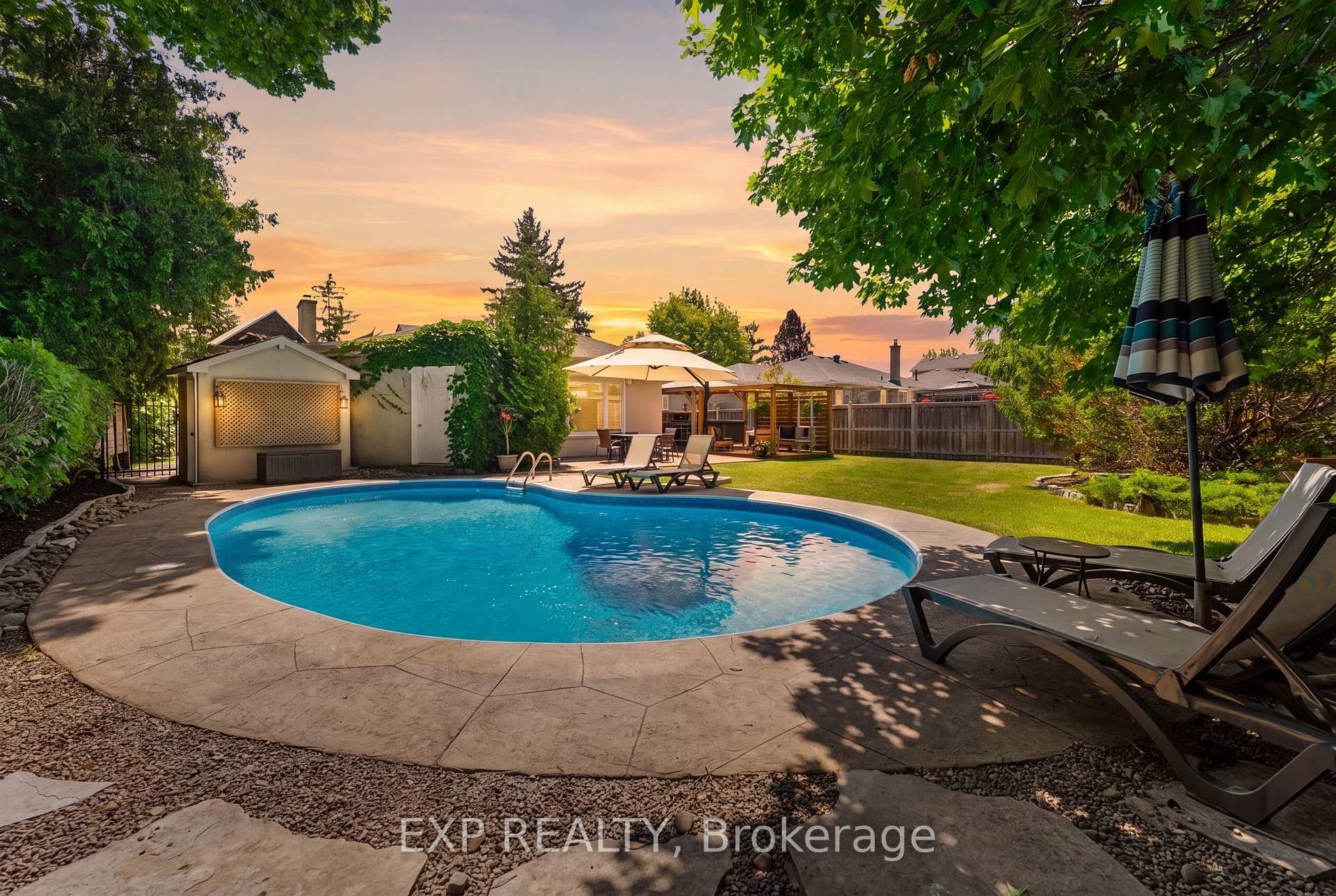 Photo 43 of 20 Malaren Road, Vaughan, Maple — HOMEH