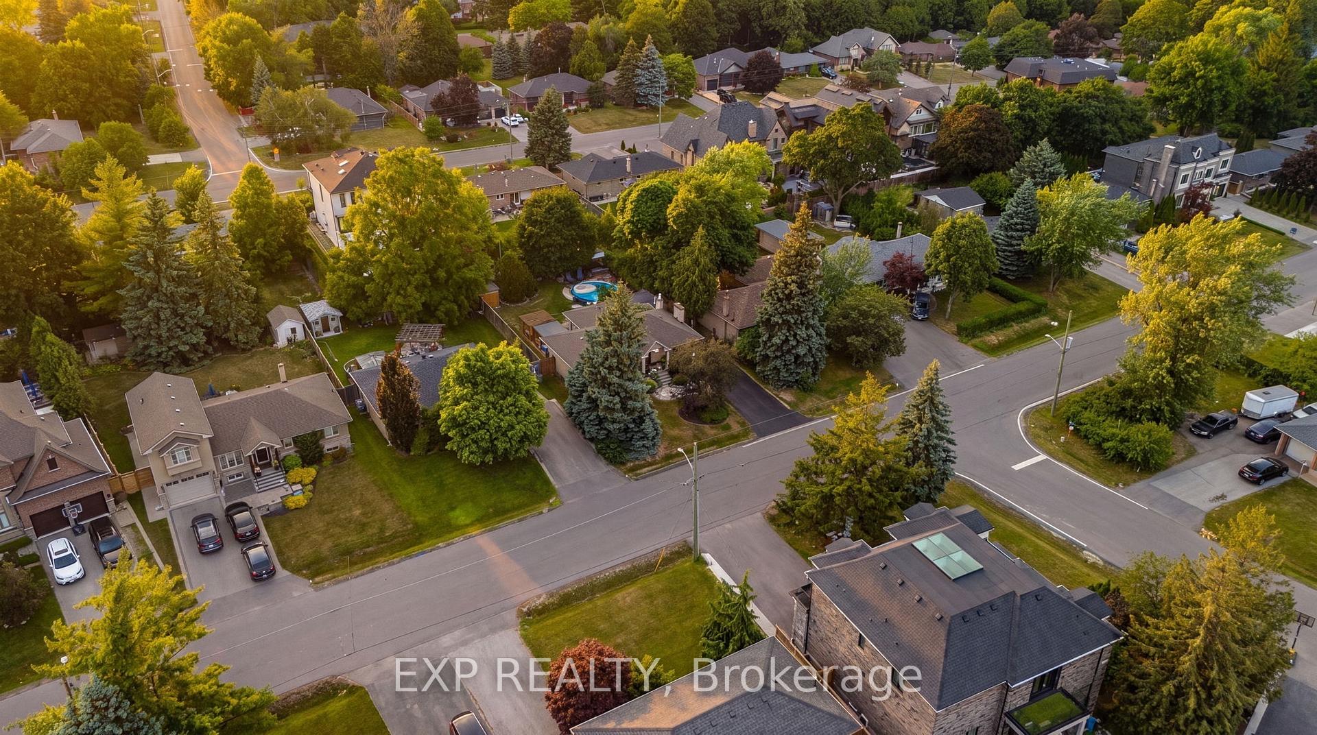 Photo 49 of 20 Malaren Road, Vaughan, Maple — HOMEH