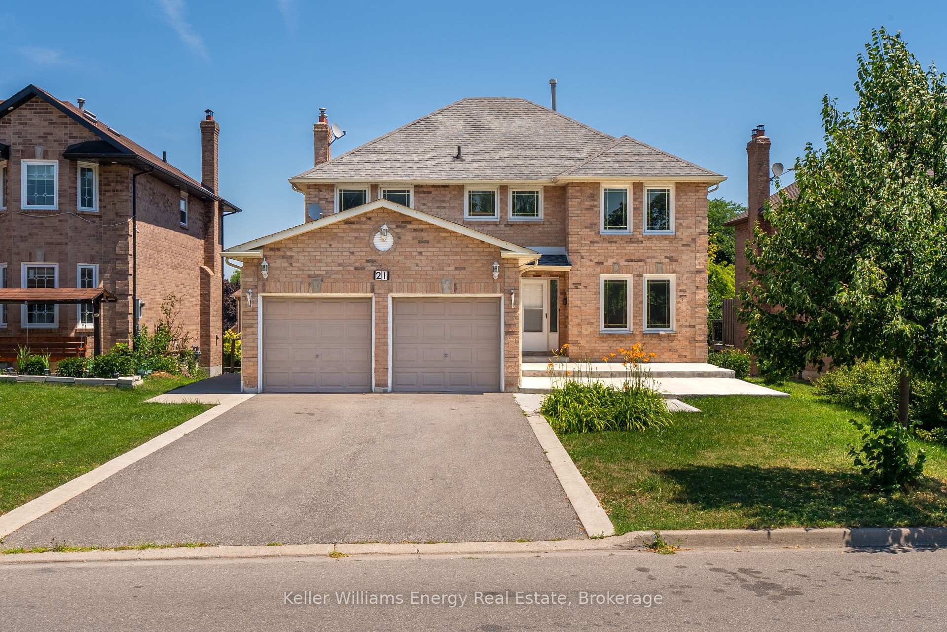 Photo 1 of 21 Rotherglen Road N, Ajax, Central West — HOMEH