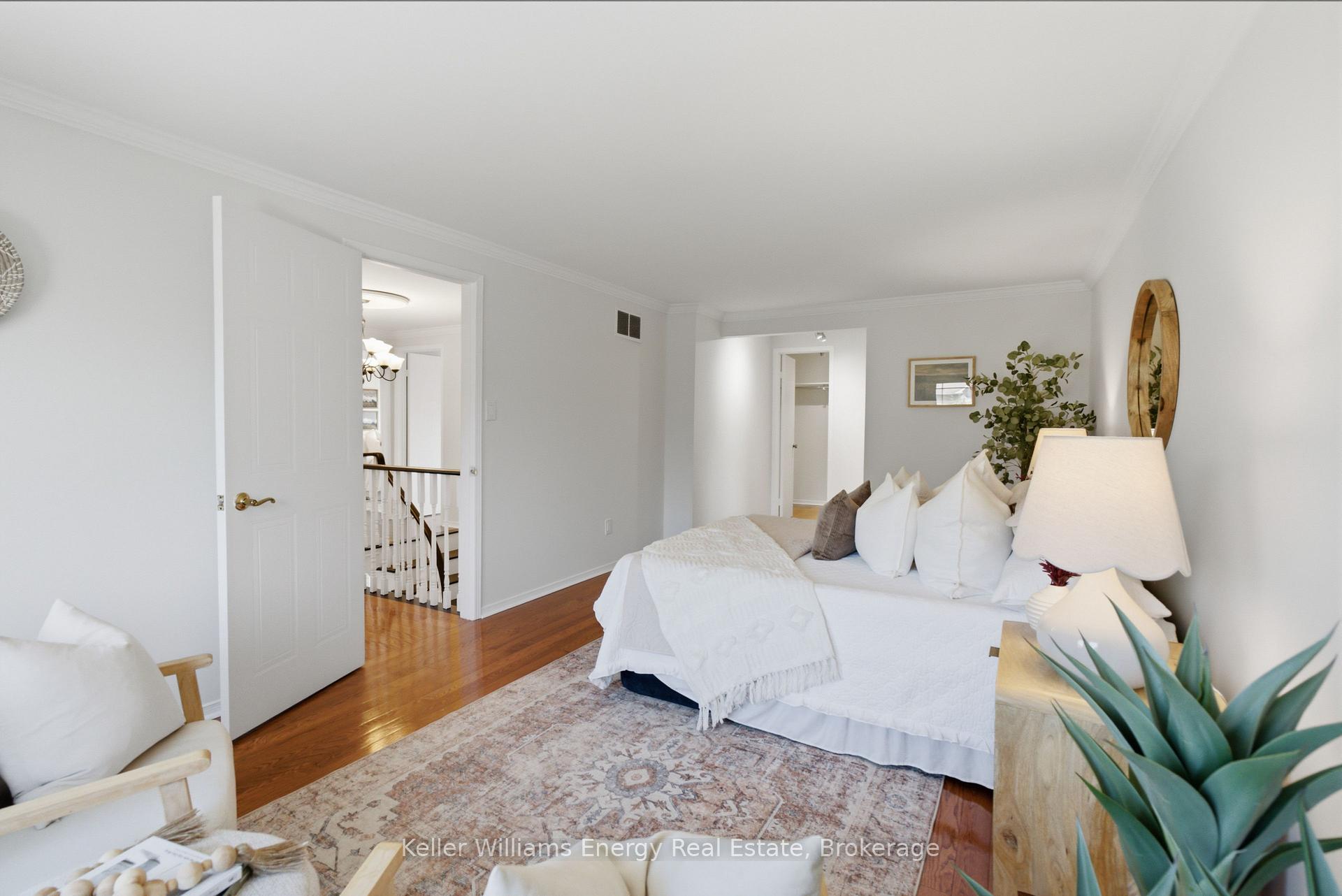 Photo 23 of 21 Rotherglen Road N, Ajax, Central West — HOMEH