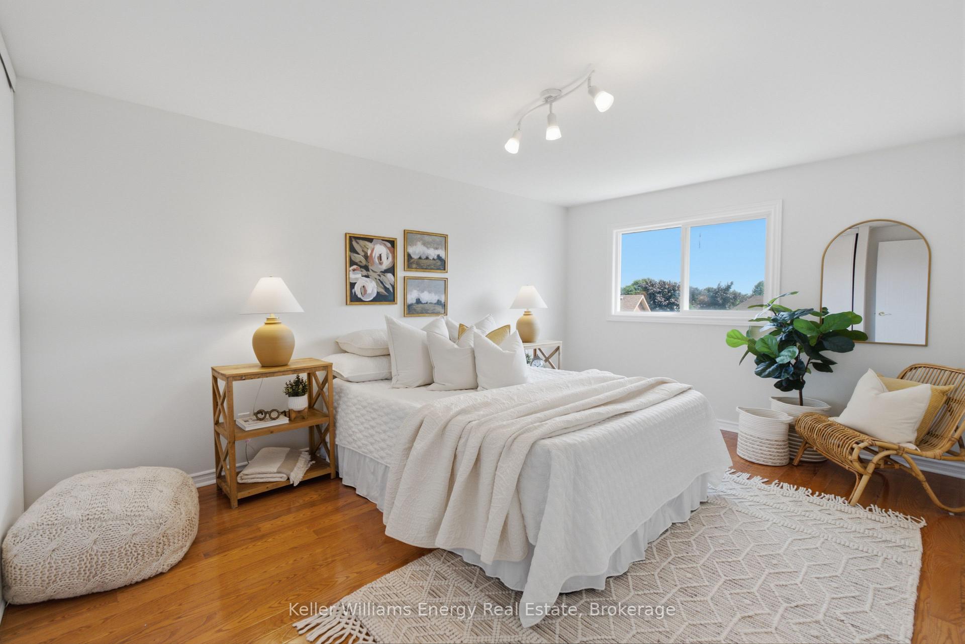Photo 28 of 21 Rotherglen Road N, Ajax, Central West — HOMEH