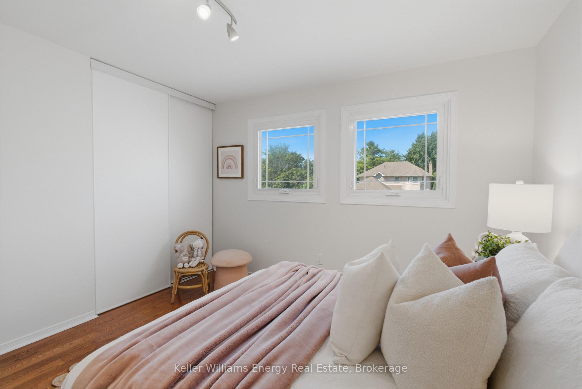 Photo 31 of 21 Rotherglen Road N, Ajax, Central West — HOMEH