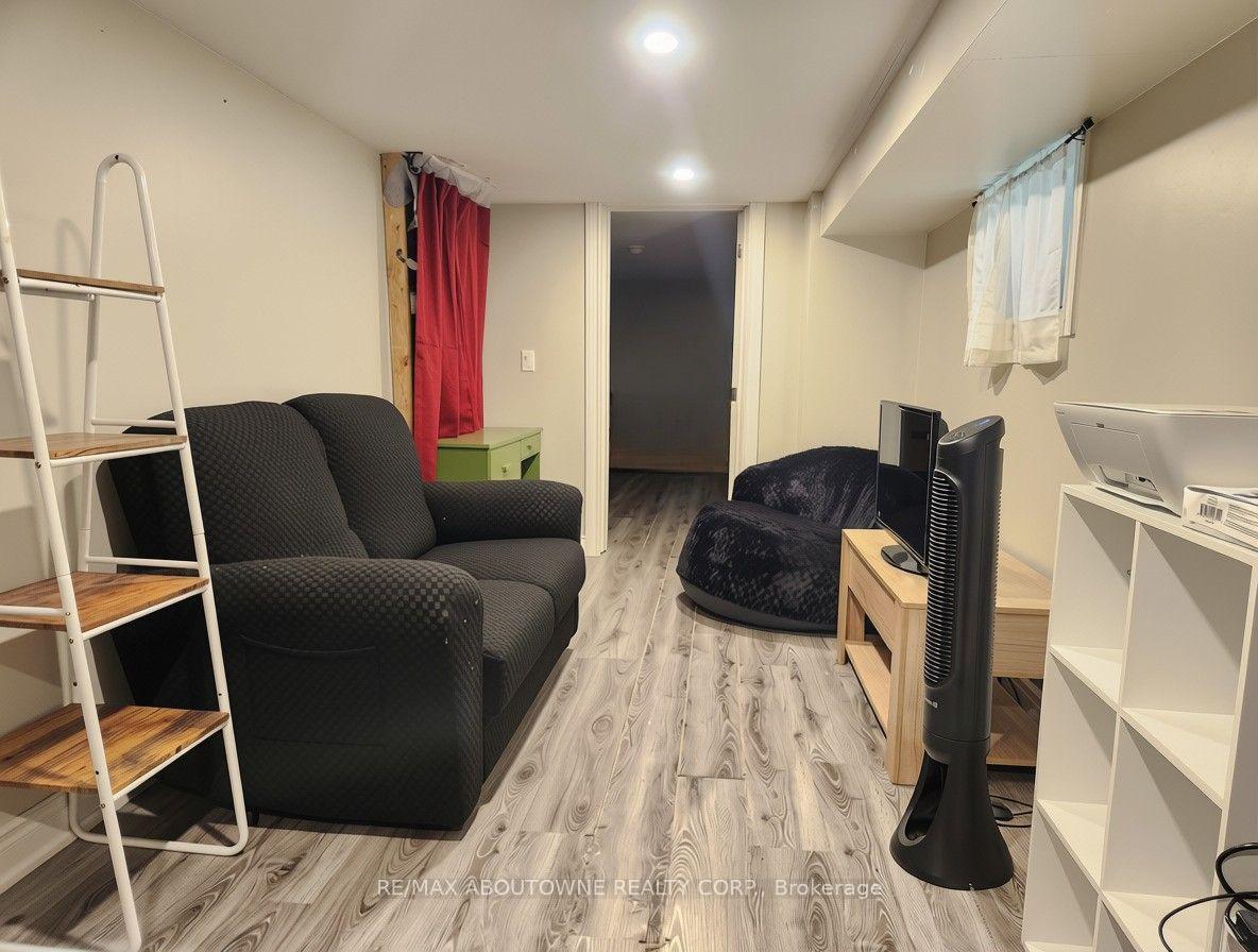 Photo 9 of Unit 1B, 498 Main Street E, Hamilton, Stinson — HOMEH