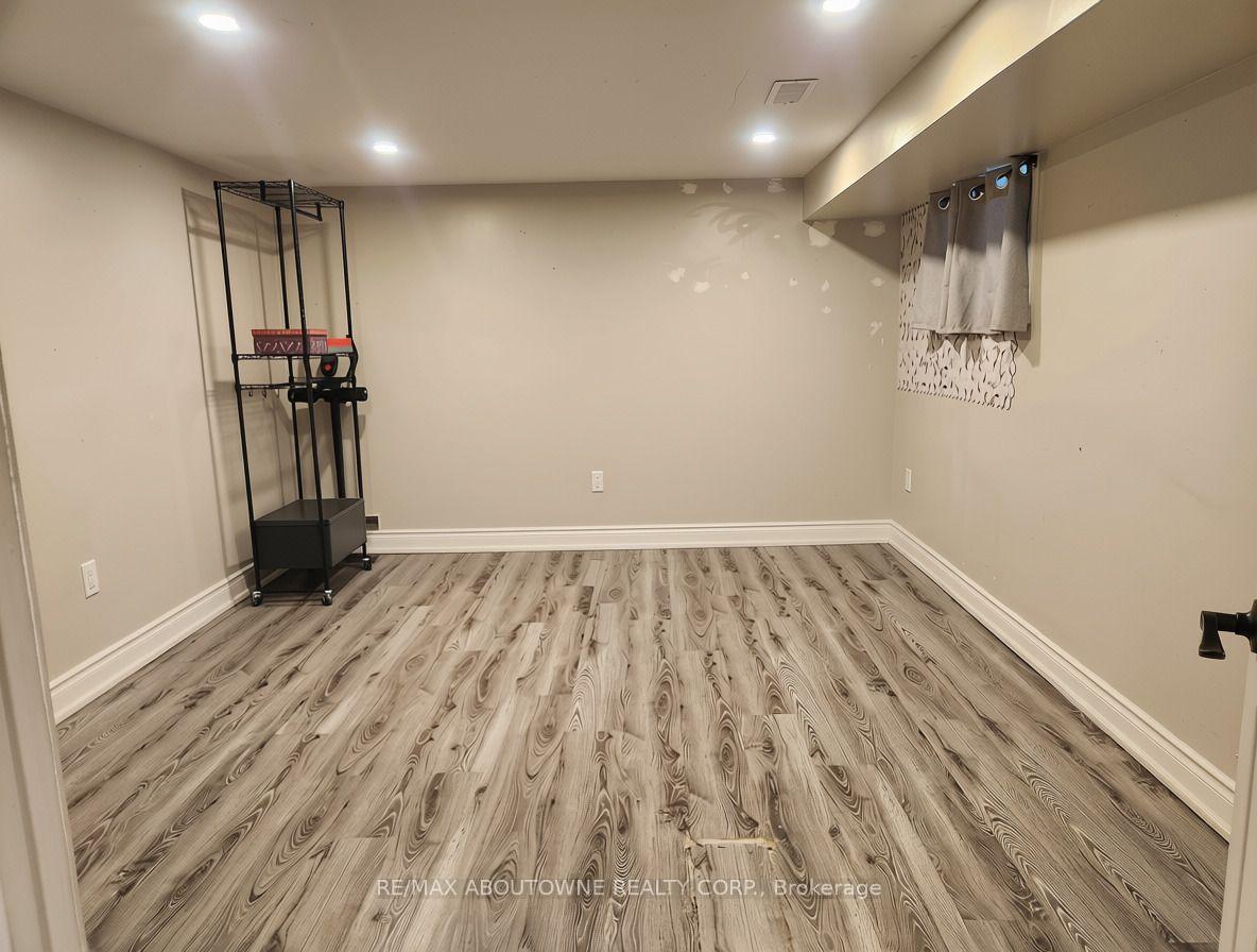 Photo 14 of Unit 1B, 498 Main Street E, Hamilton, Stinson — HOMEH