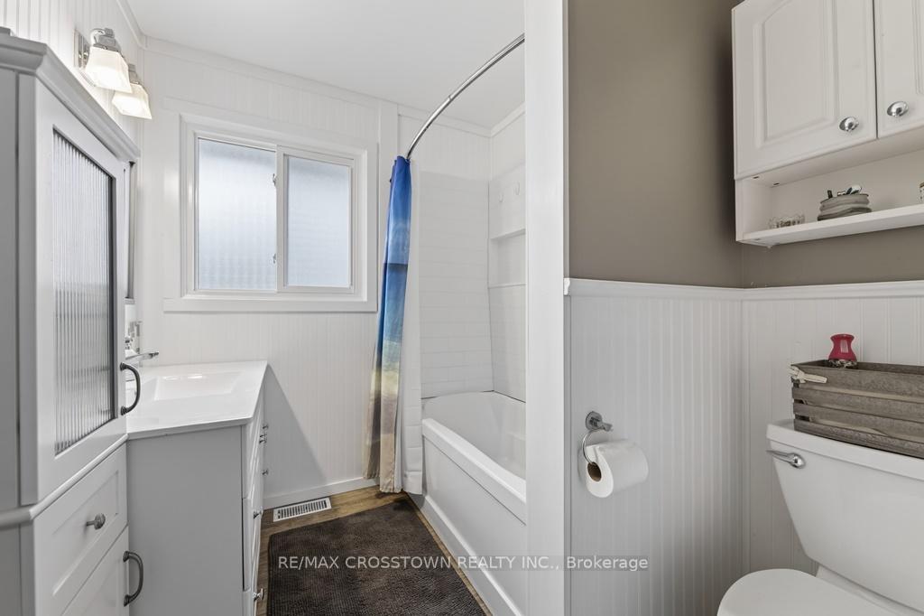 Photo 12 of 15 Smallman Drive, Wasaga Beach — HOMEH