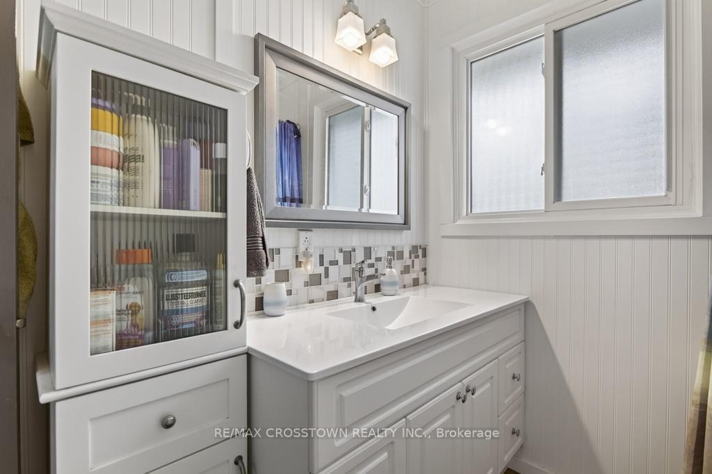 Photo 13 of 15 Smallman Drive, Wasaga Beach — HOMEH
