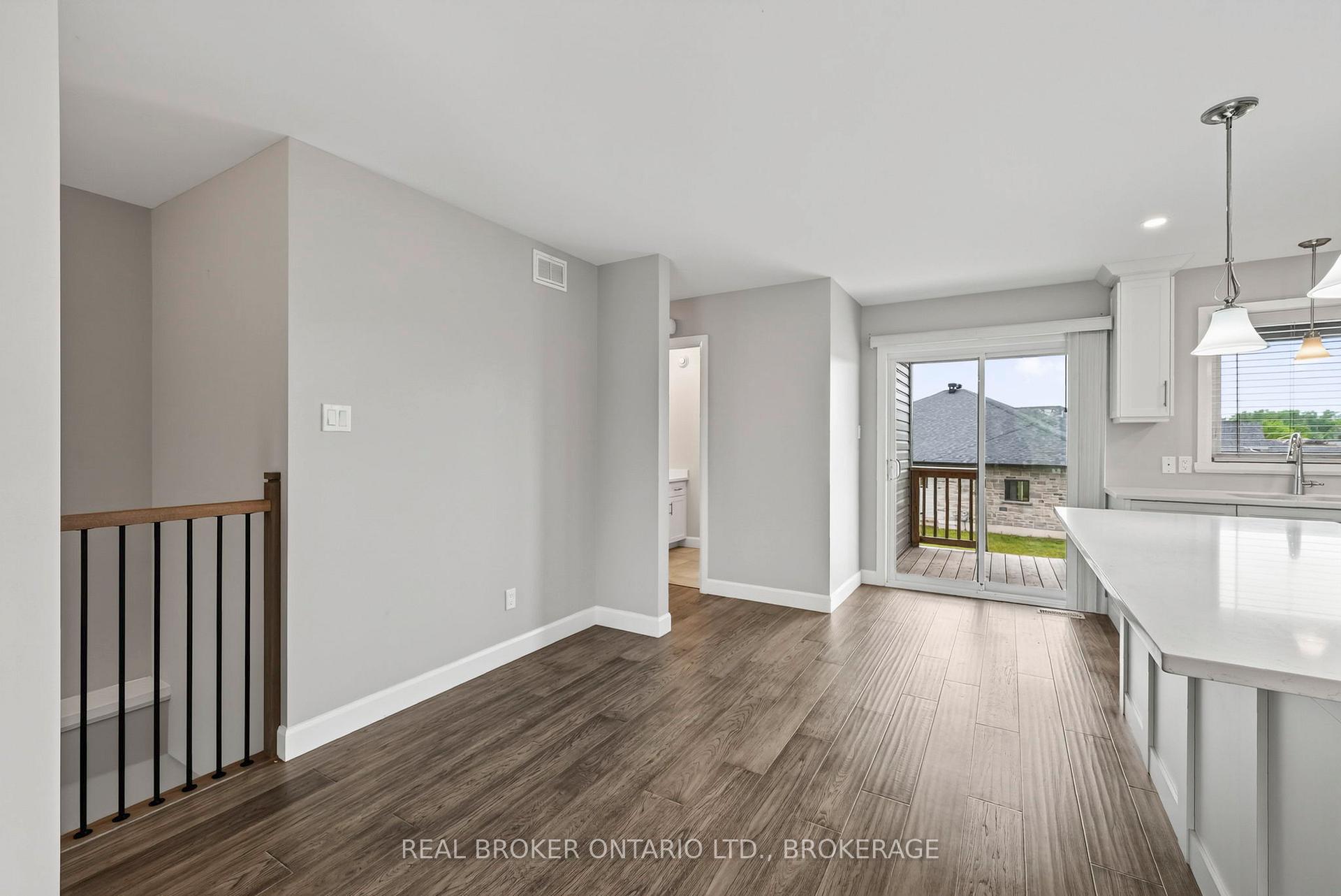 Photo 16 of 2199 Burke Avenue, Cornwall, Cornwall — HOMEH