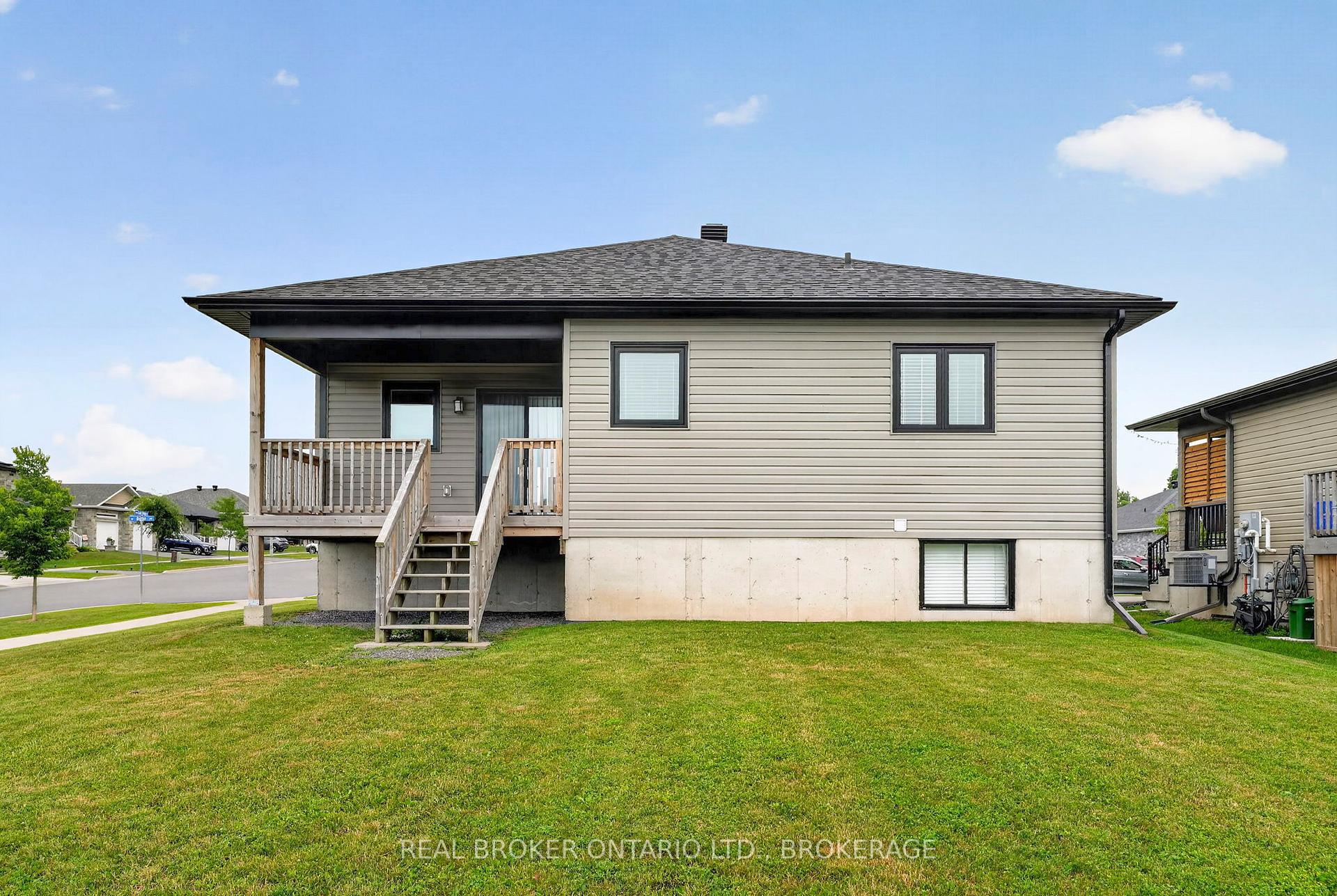 Photo 40 of 2199 Burke Avenue, Cornwall, Cornwall — HOMEH