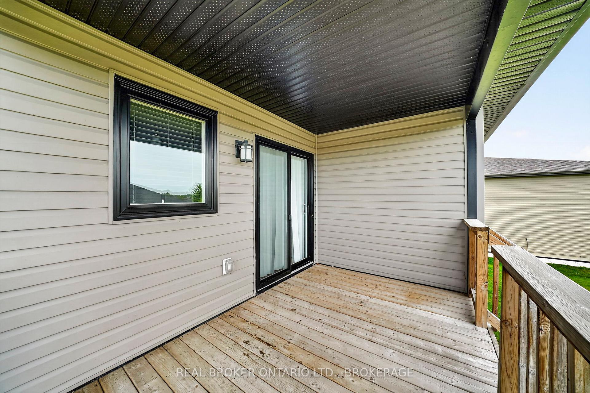 Photo 41 of 2199 Burke Avenue, Cornwall, Cornwall — HOMEH