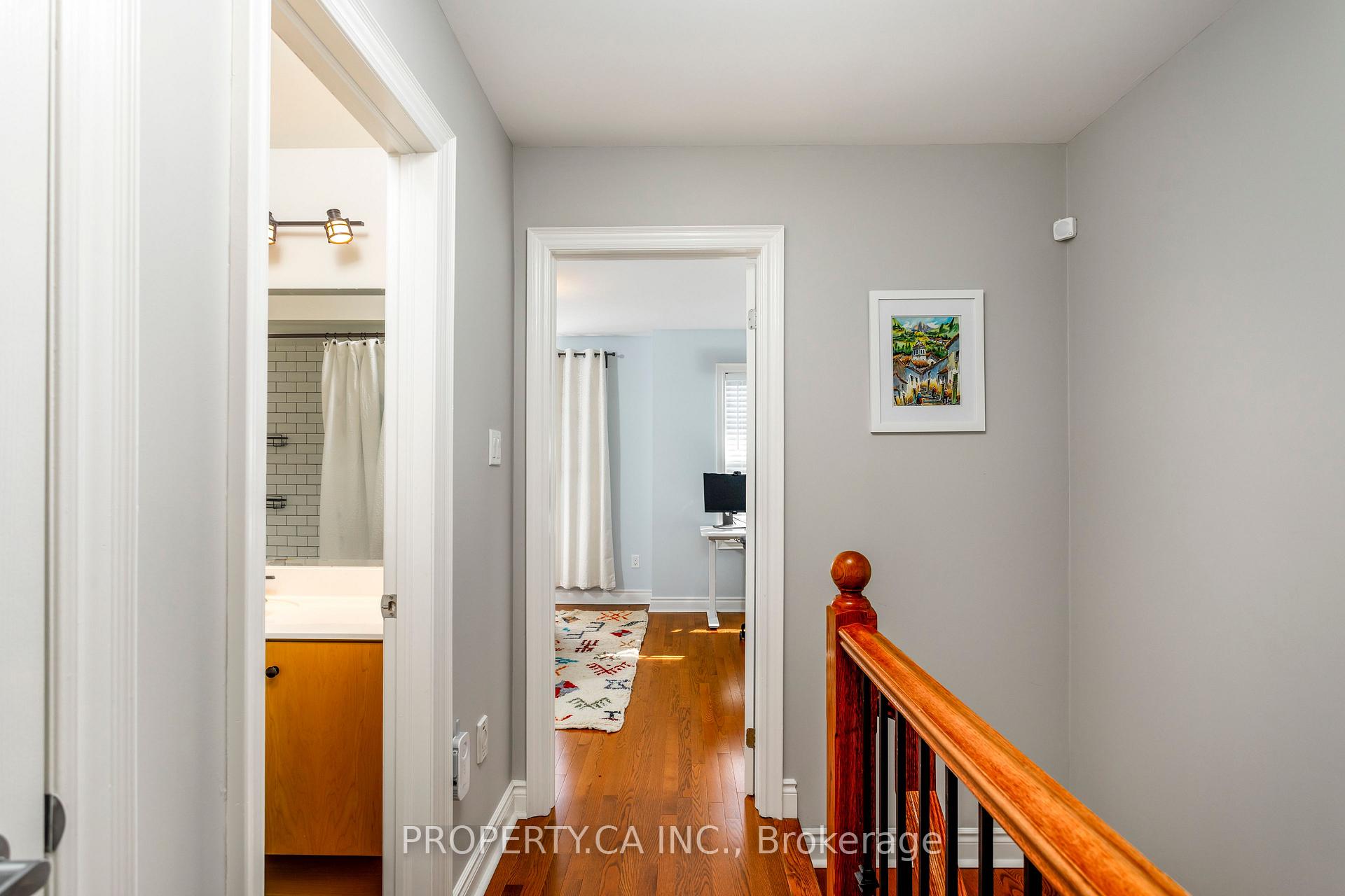 Photo 12 of 9 Leaves Terrace, Etobicoke, Stonegate-Queensway — HOMEH